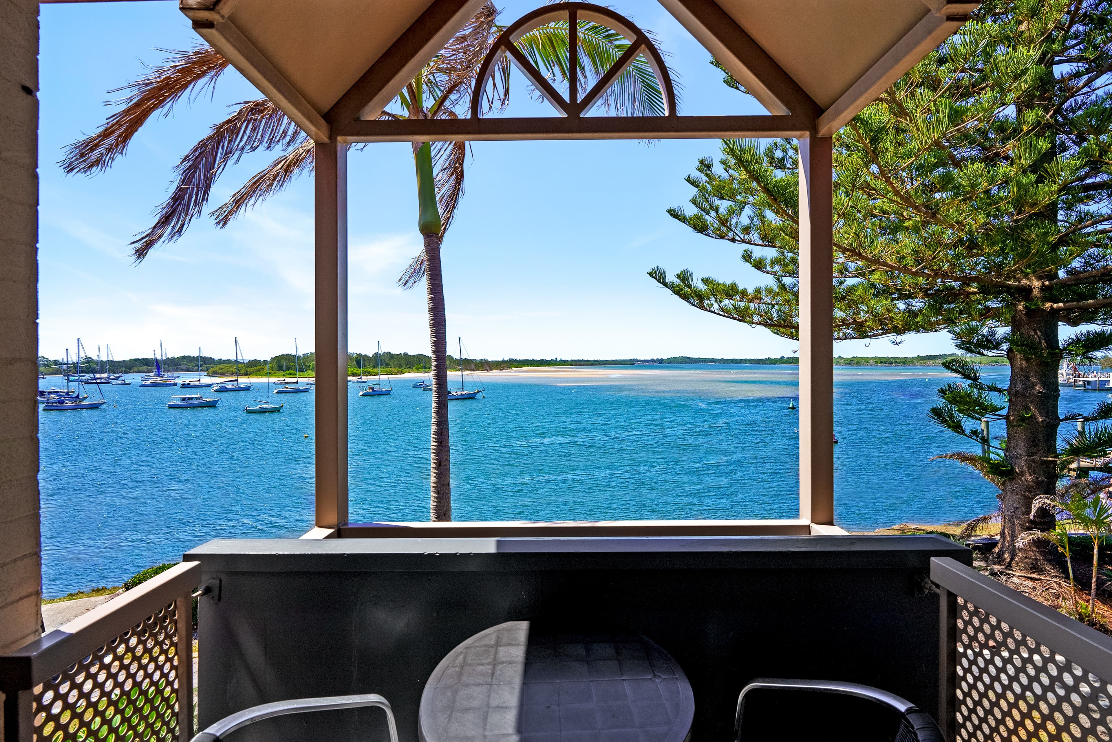 Comfort Resort Waters Edge — 7