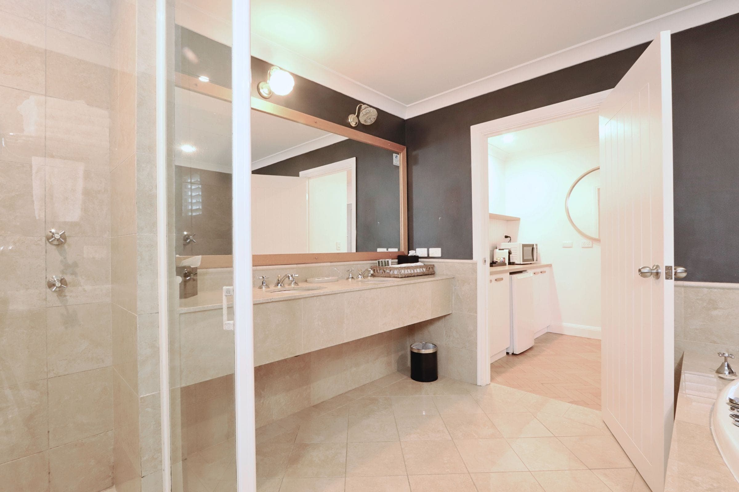 The Quarters, an Ascend Collection Hotel — 14