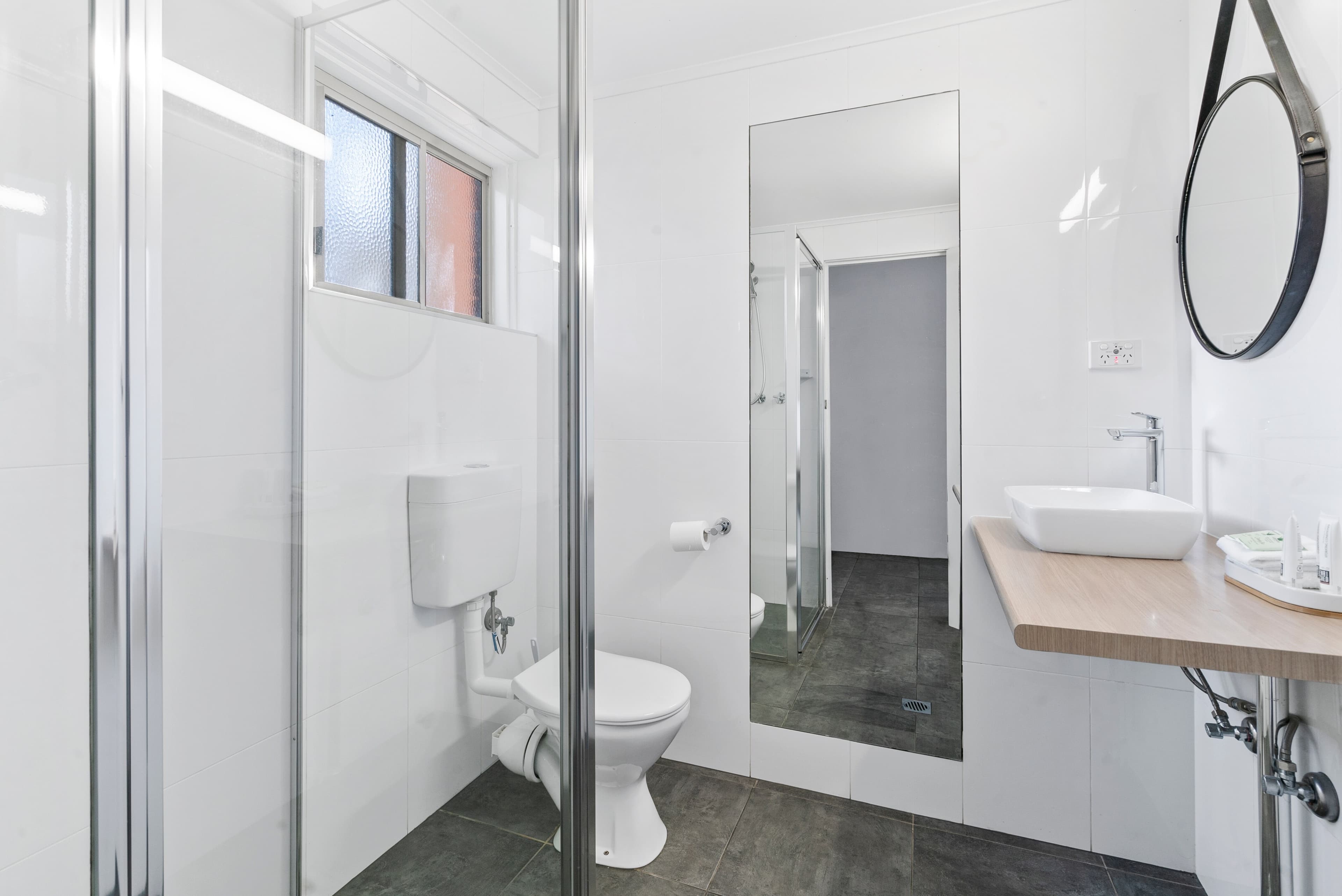 Comfort Inn Commodore Albury - Image 4