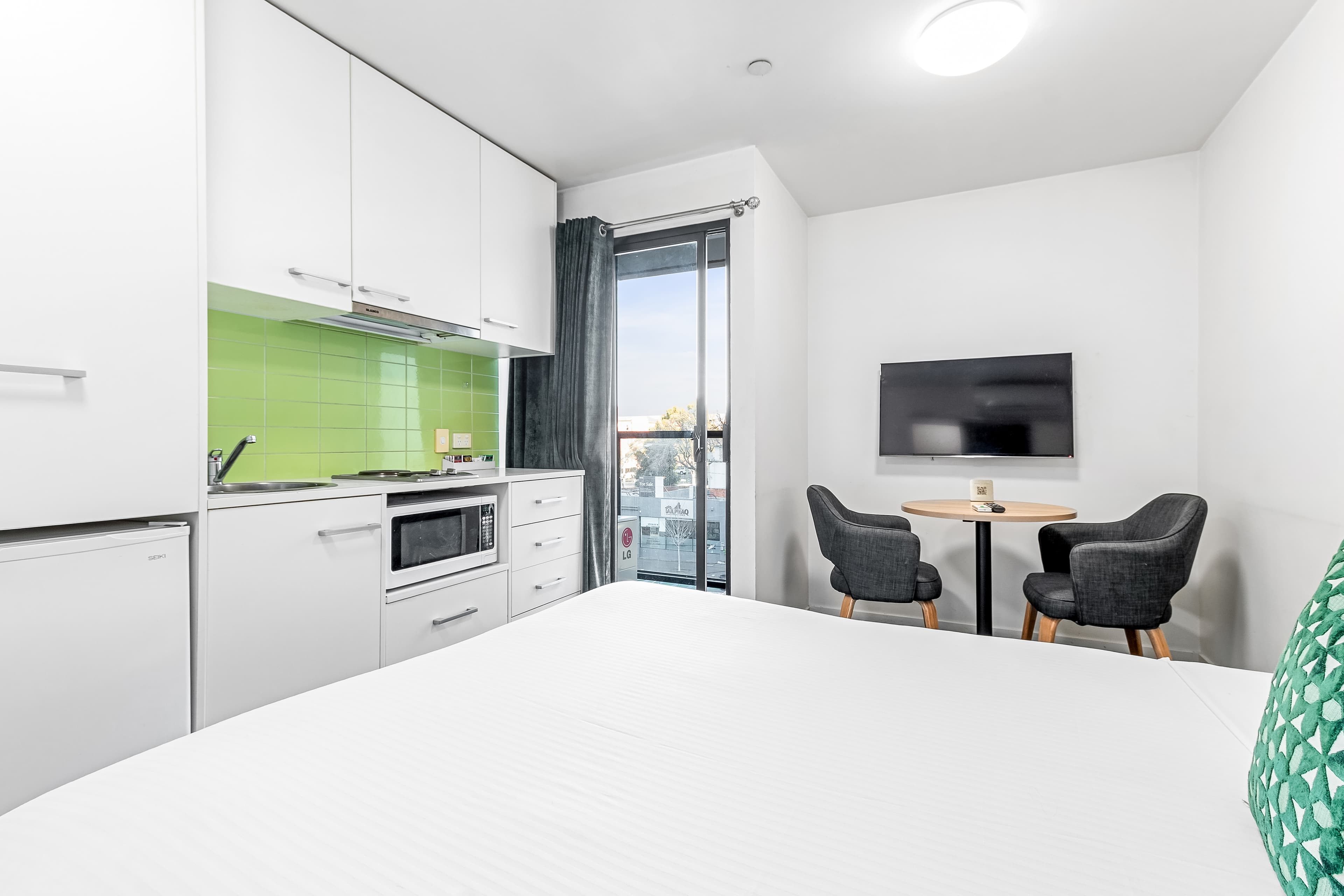 Quality Apartments North Melbourne — 15
