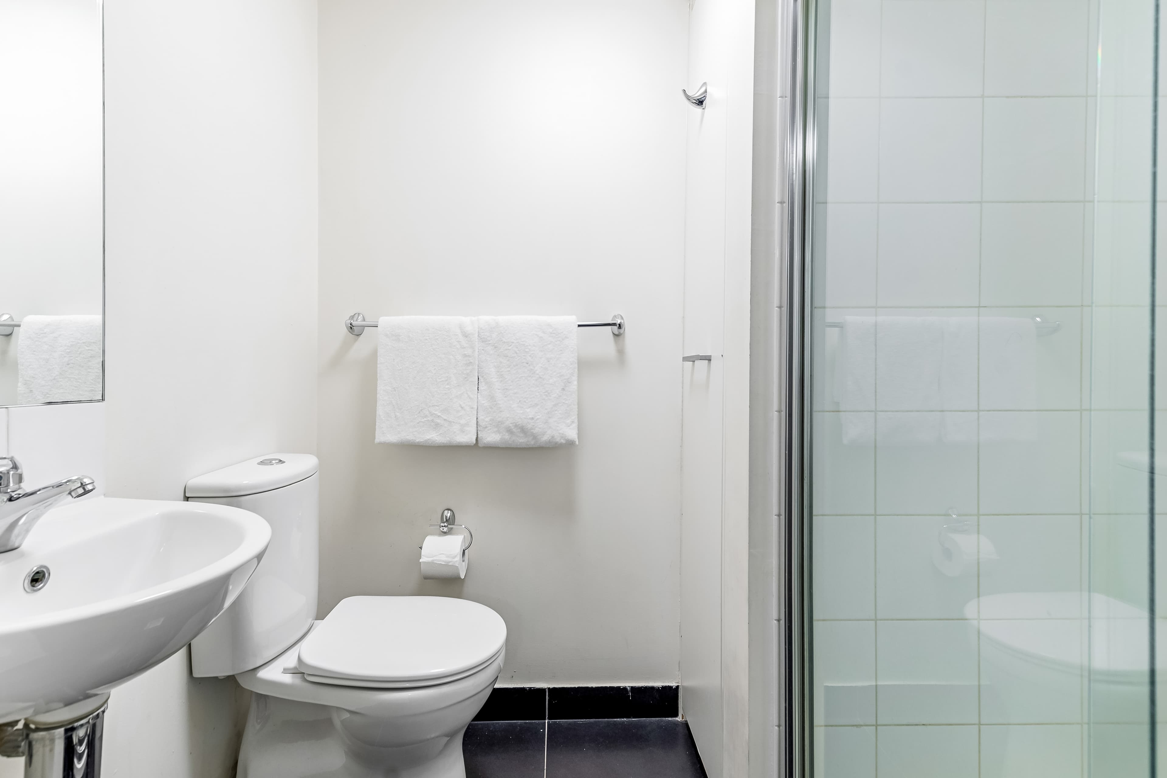 Quality Apartments North Melbourne — 21