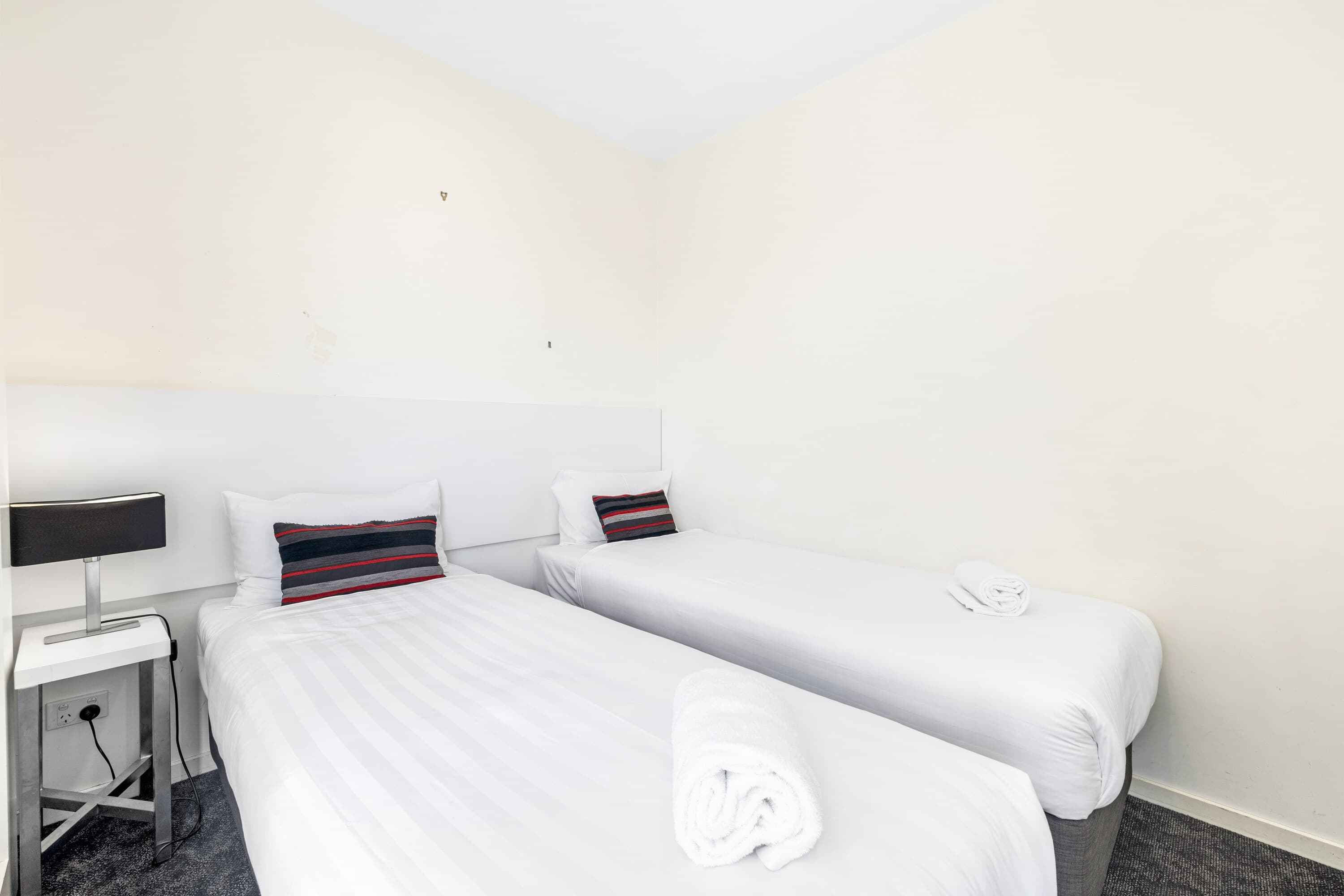 Comfort Apartments Box Hill - Image 2