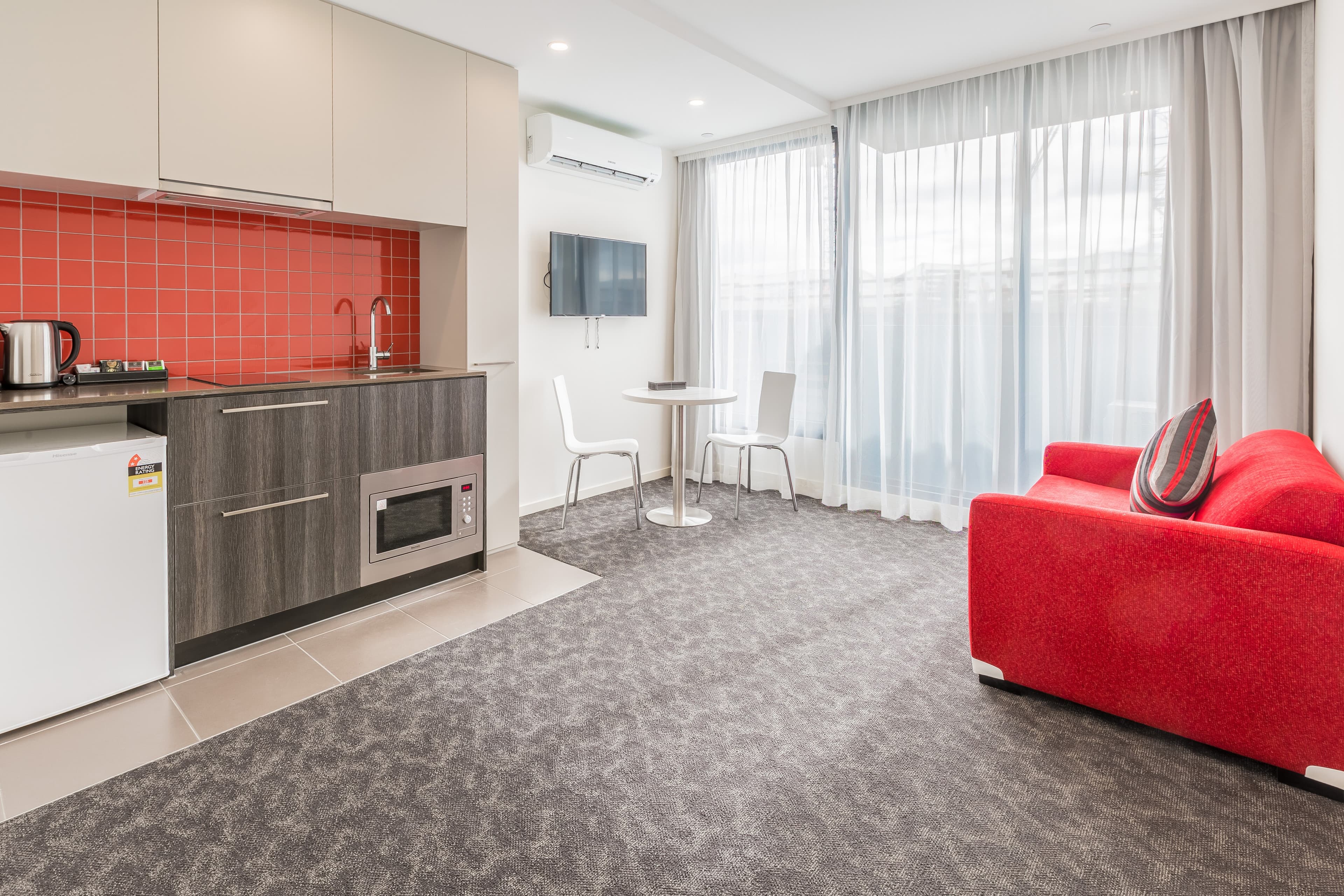 Comfort Apartments Box Hill - Image 5