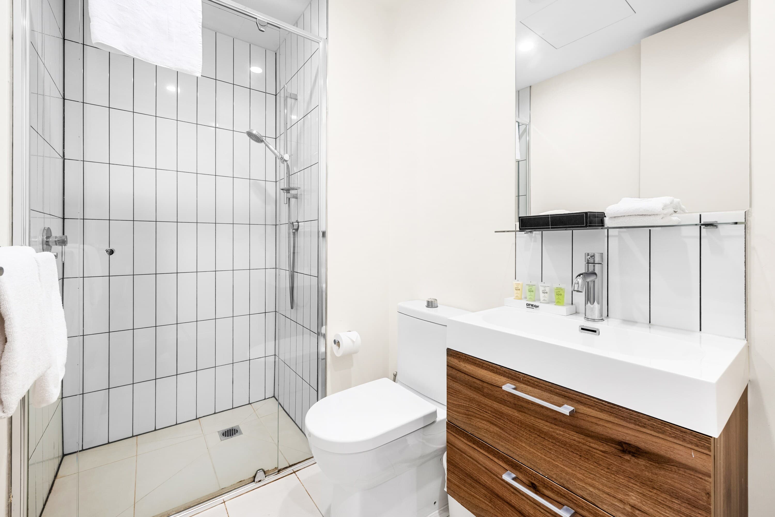 Comfort Apartments Box Hill - Image 3