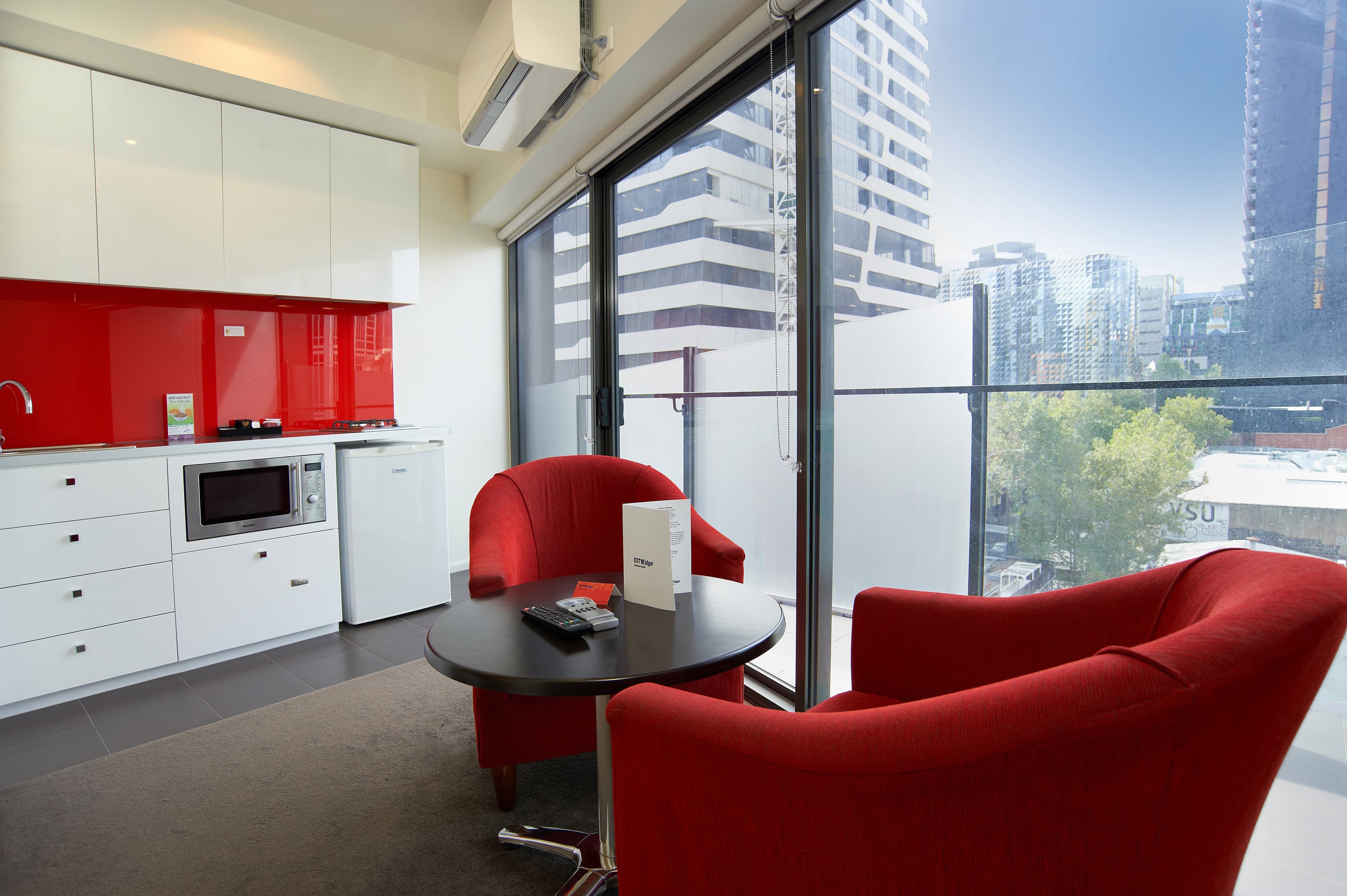 Comfort Apartments on Elizabeth — 13