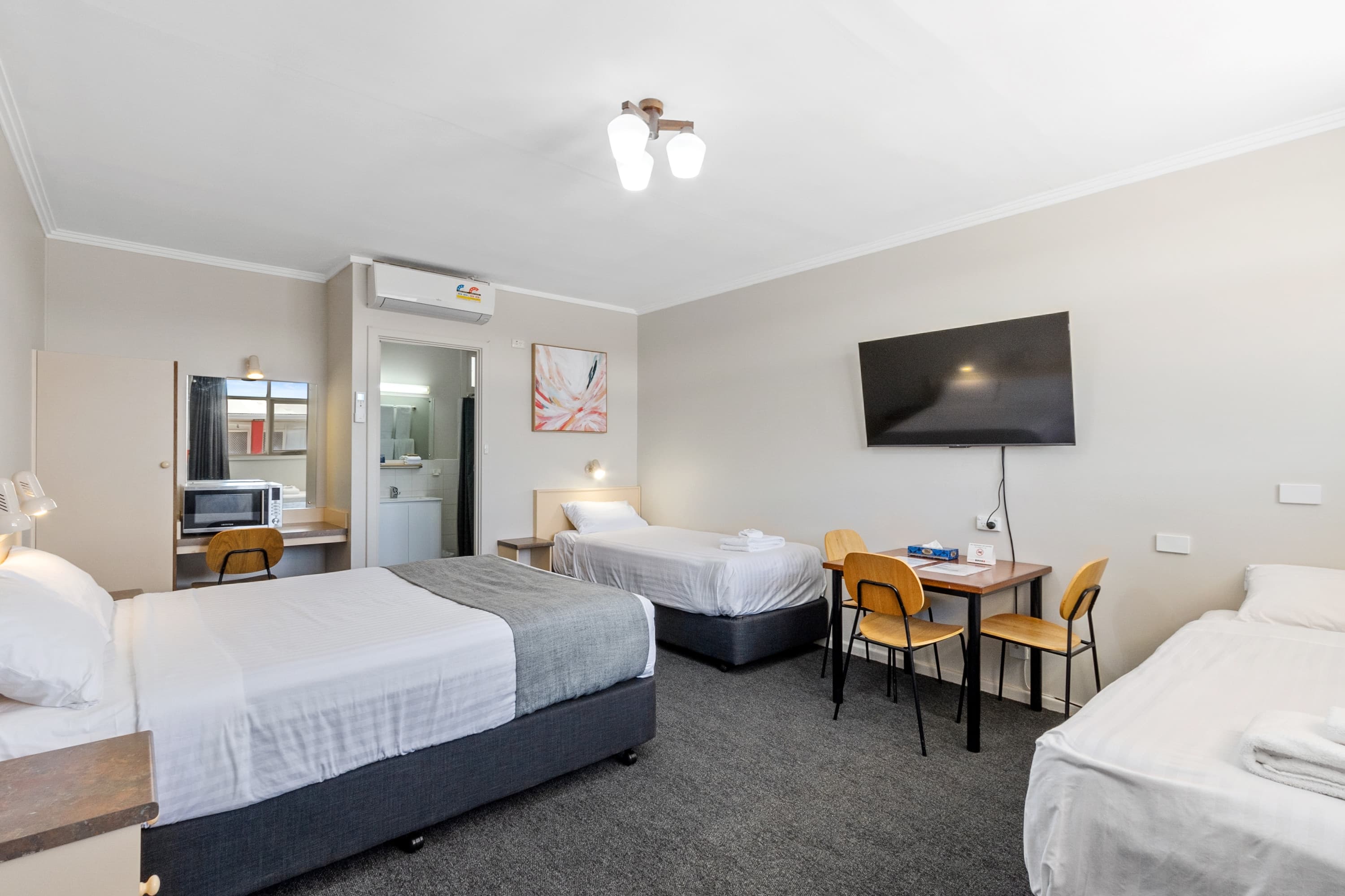 Econo Lodge Port Augusta — 18
