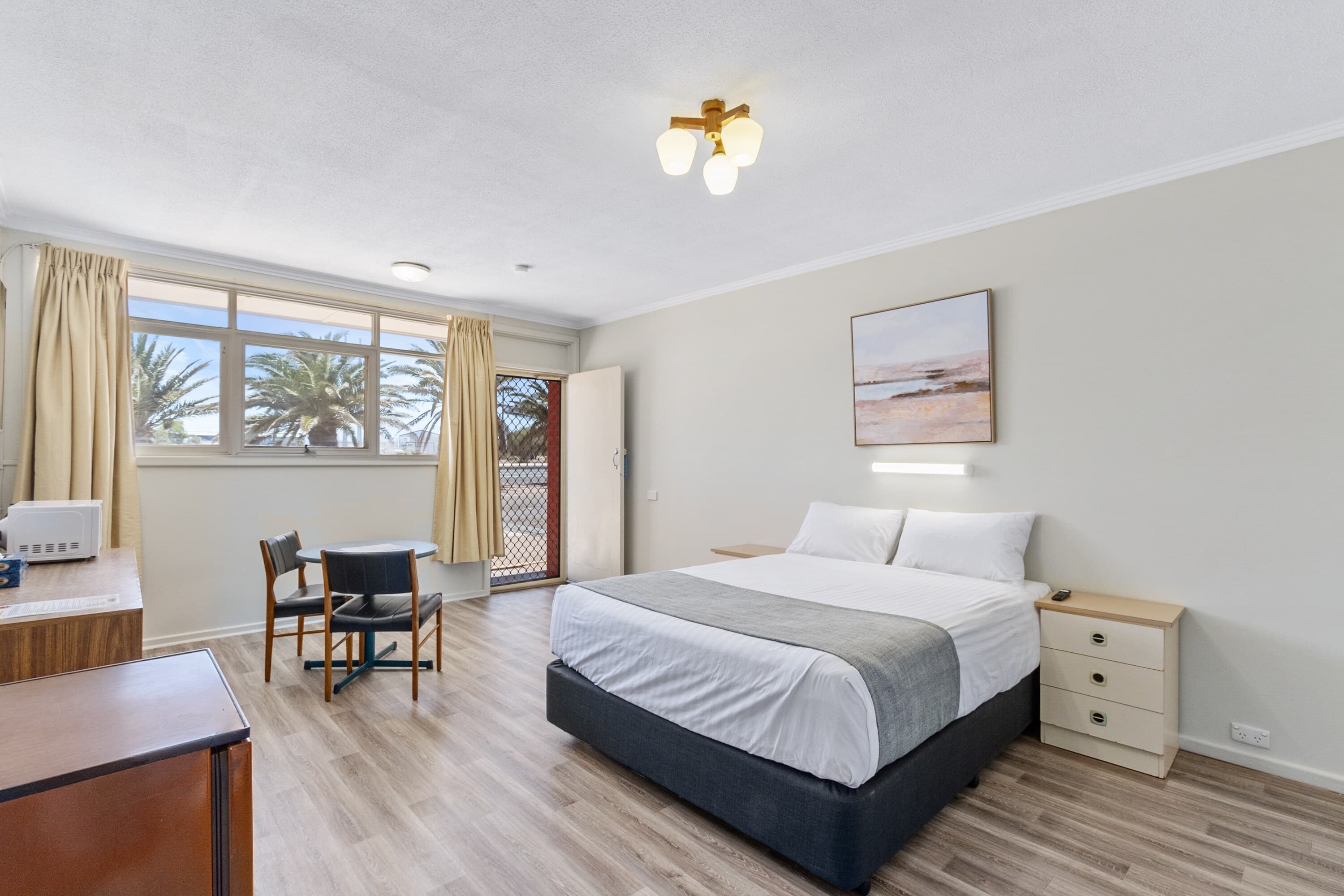 Econo Lodge Port Augusta — 36