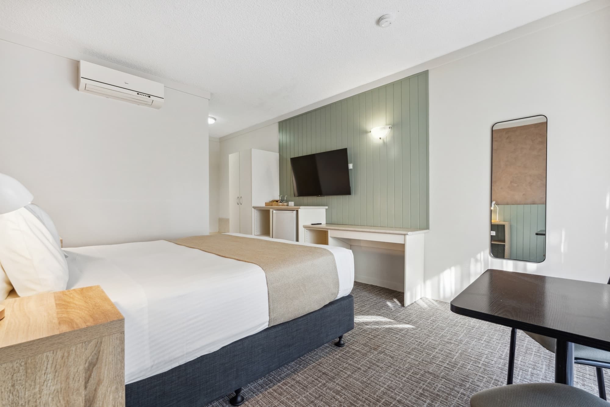 Econo Lodge Dockside Glenelg - Image 4