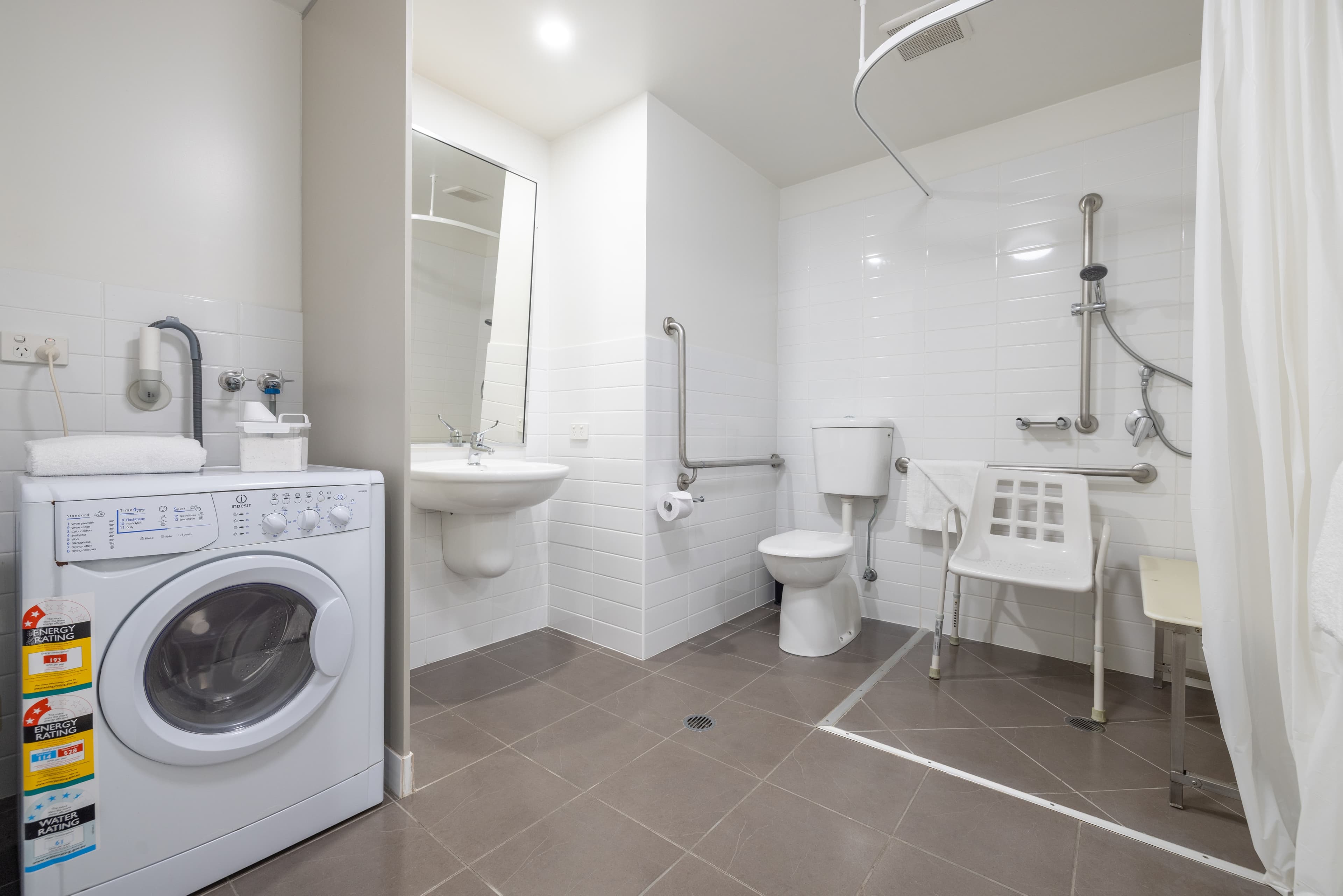MainStay Suites Mackay — 26