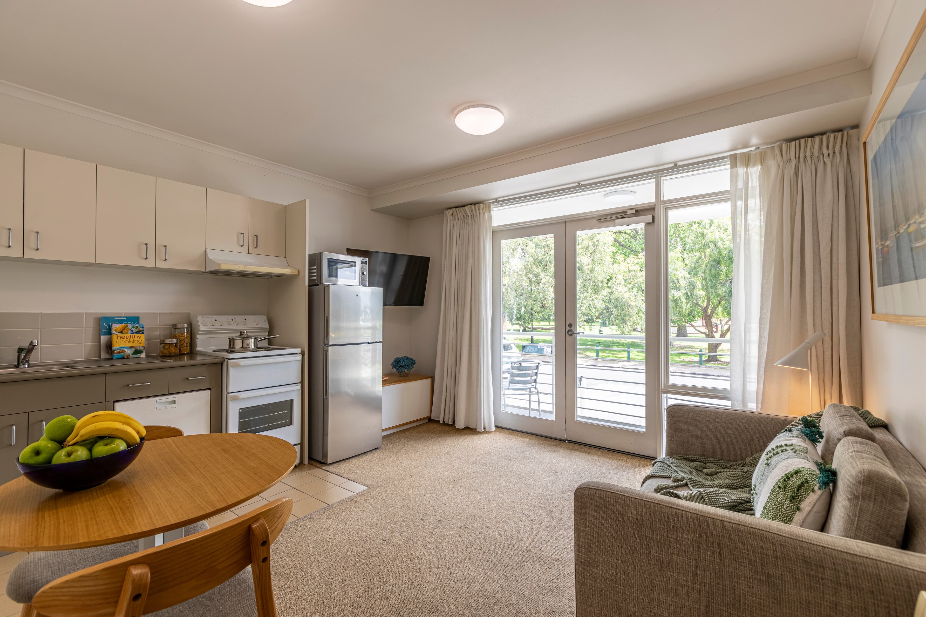 MainStay Suites Williamstown - Image 5