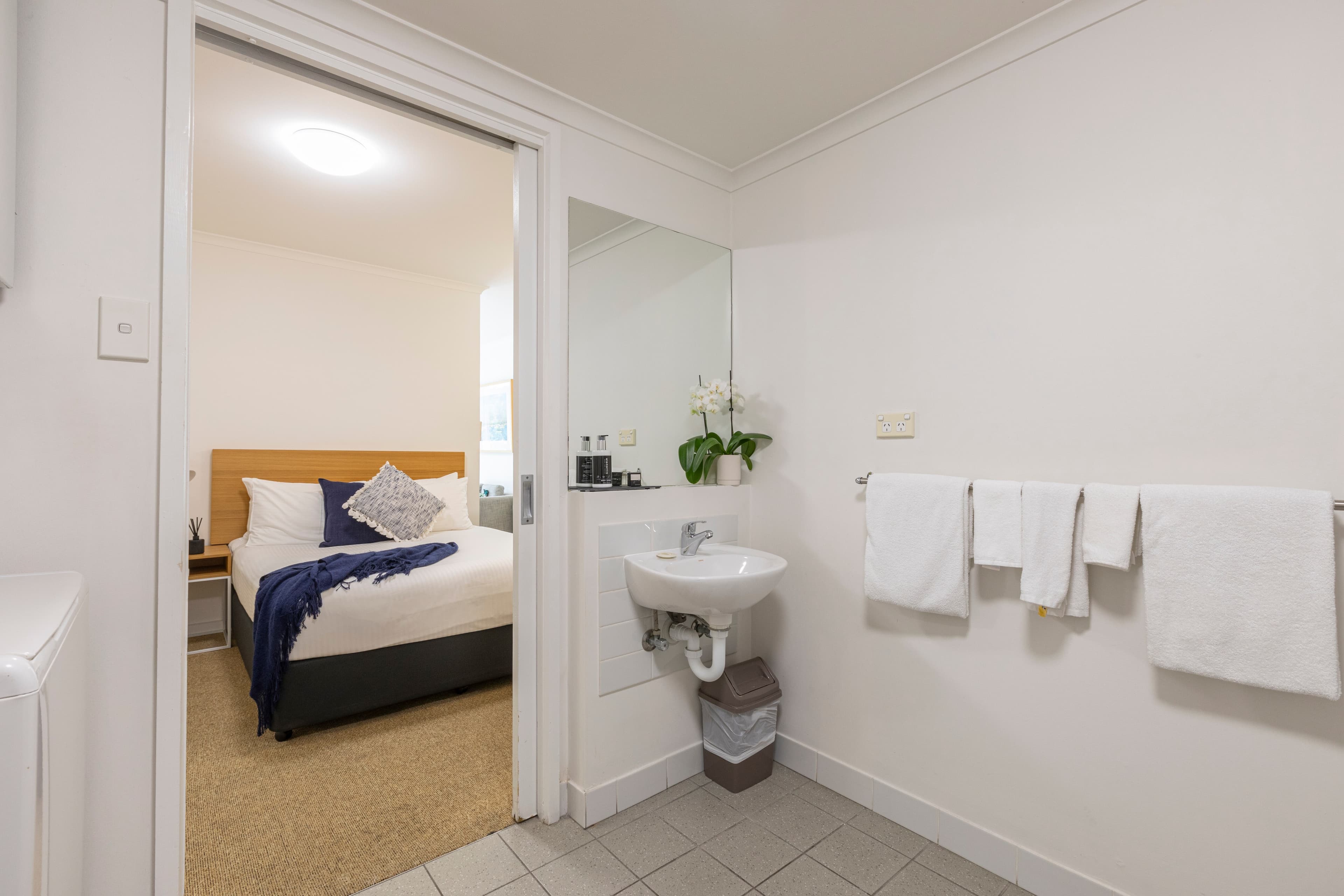 MainStay Suites Williamstown — 7