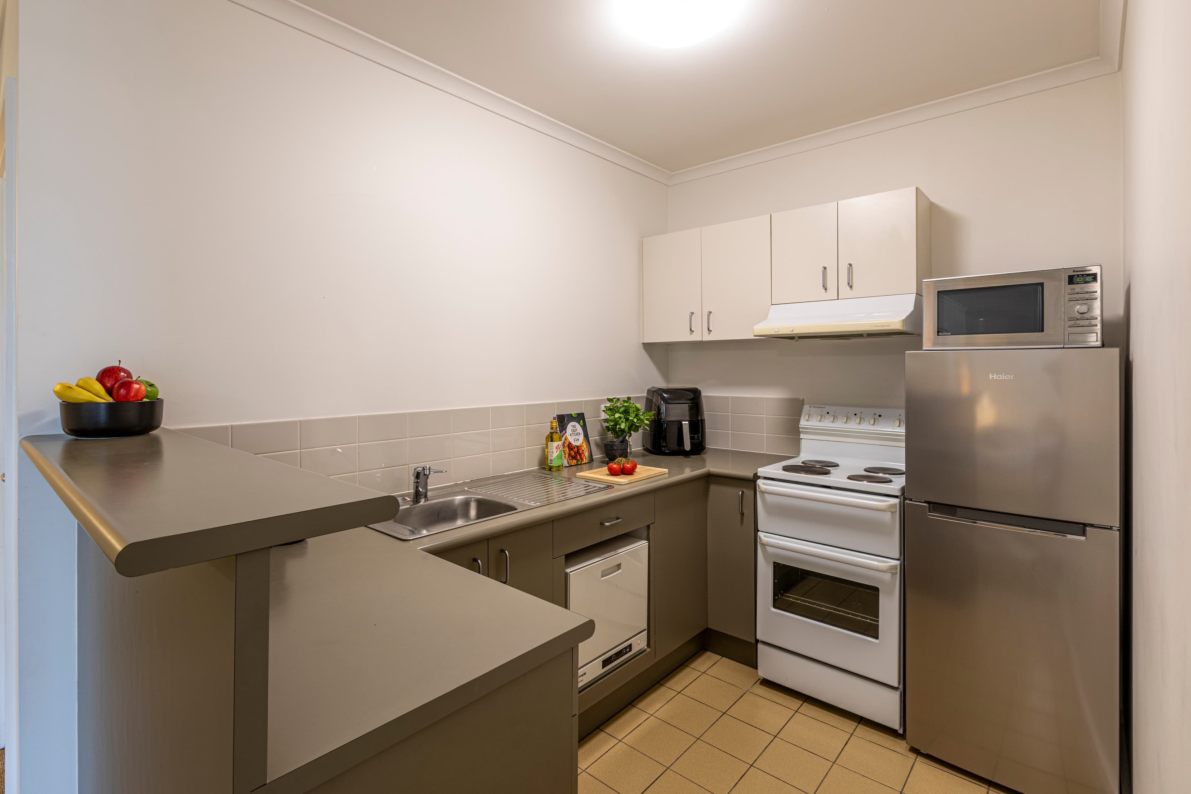 MainStay Suites Williamstown — 17