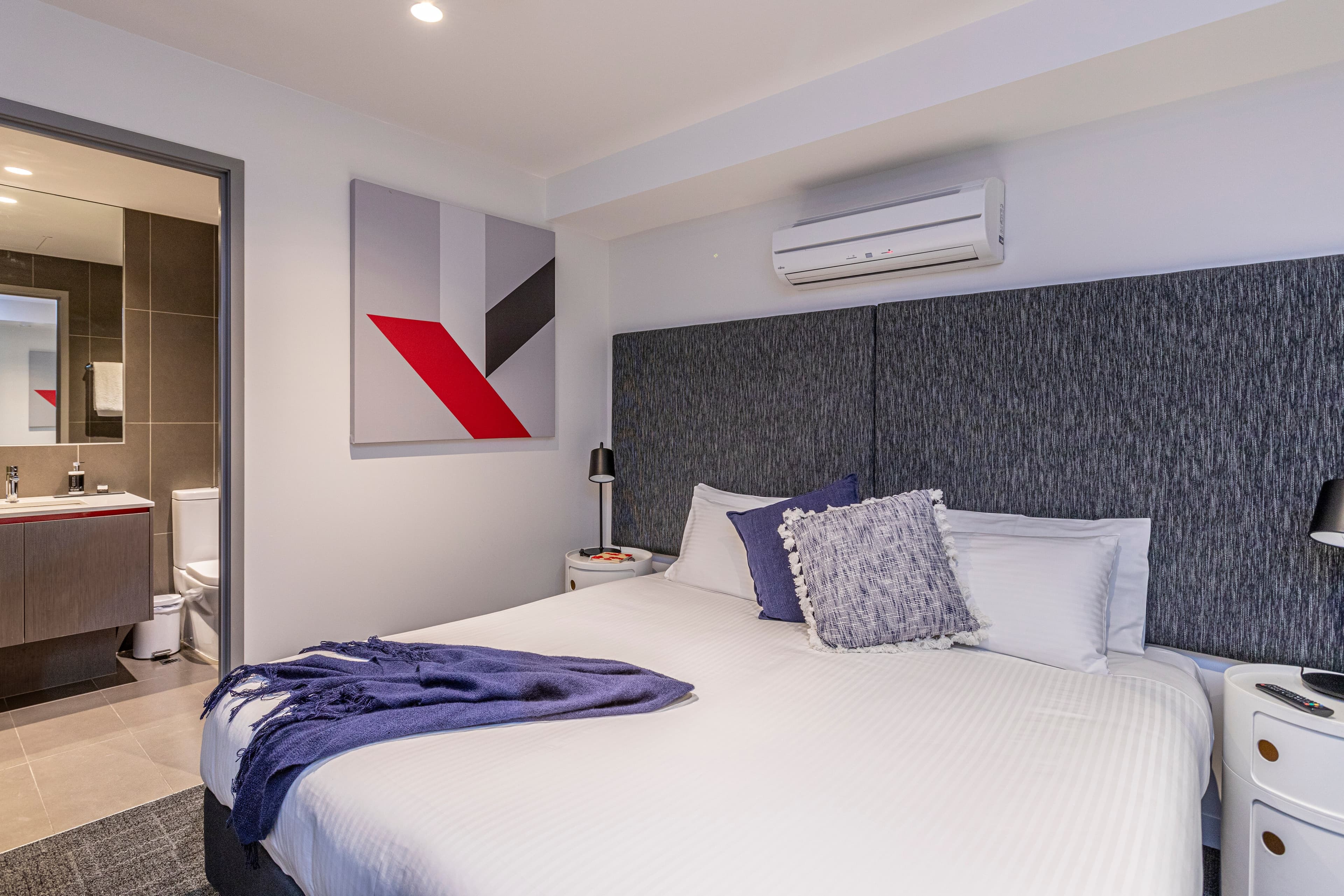 MainStay Suites Abbotsford — 16