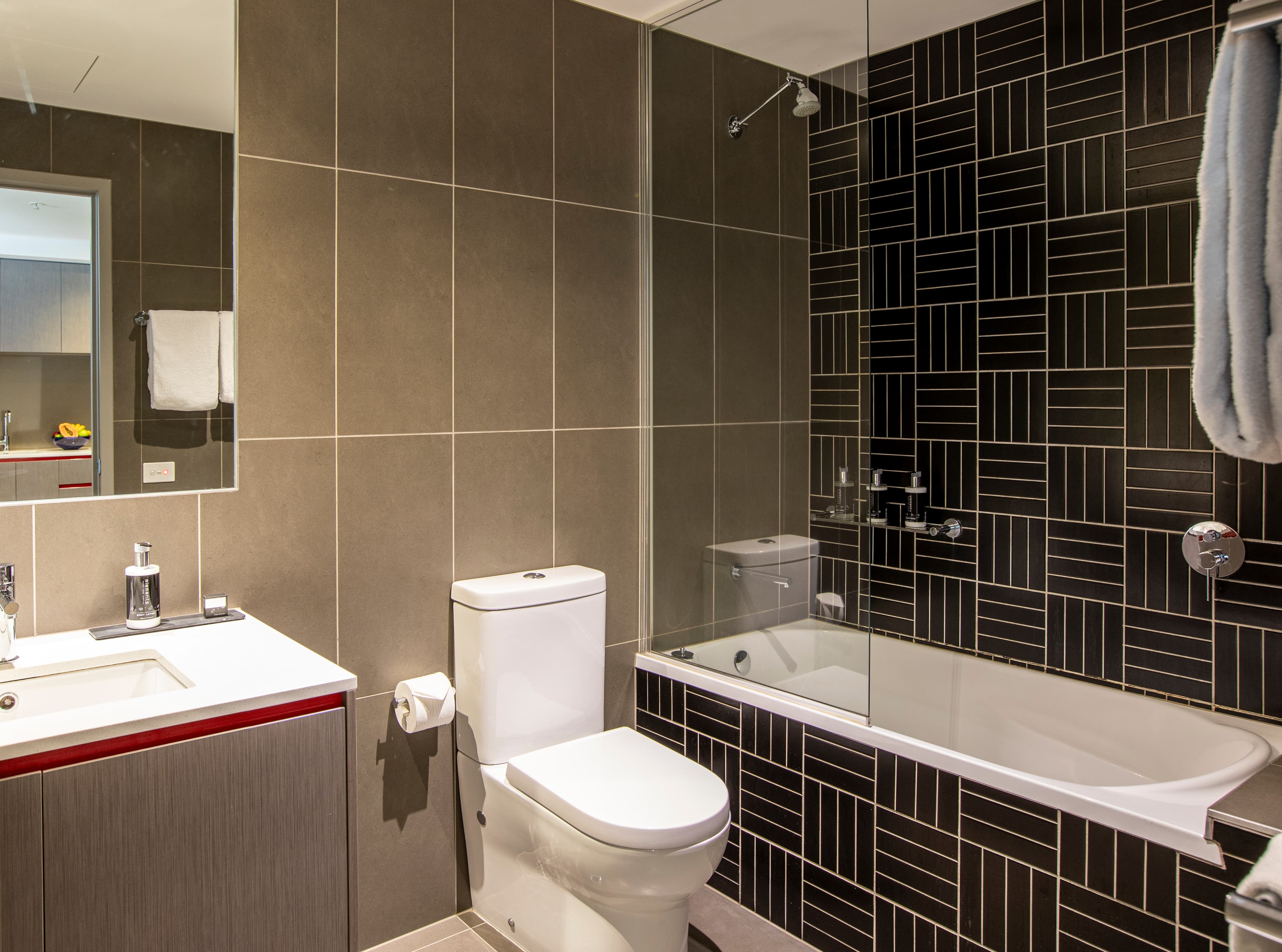 MainStay Suites Abbotsford — 34