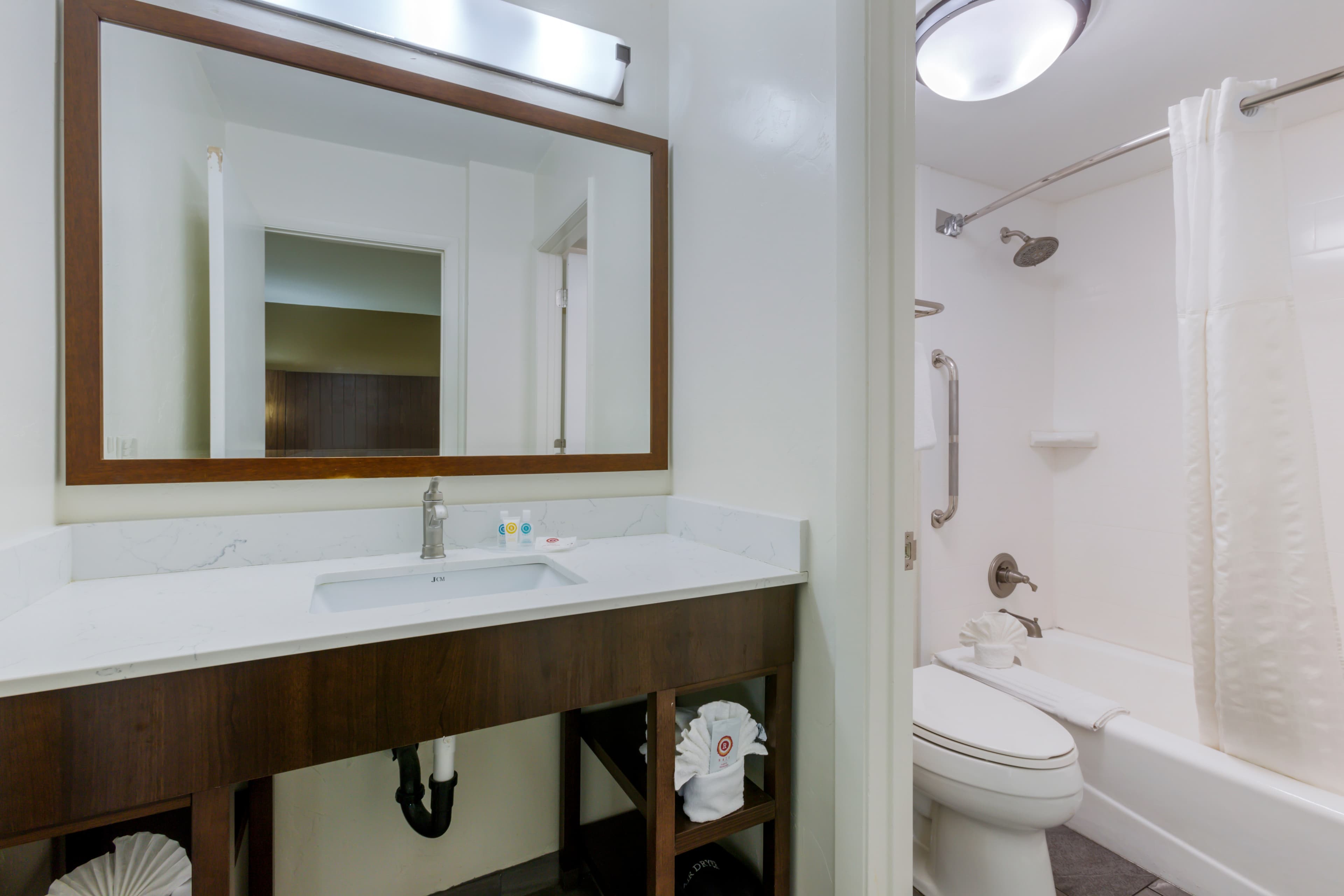 Comfort Suites Tucson near Sabino Canyon — 18