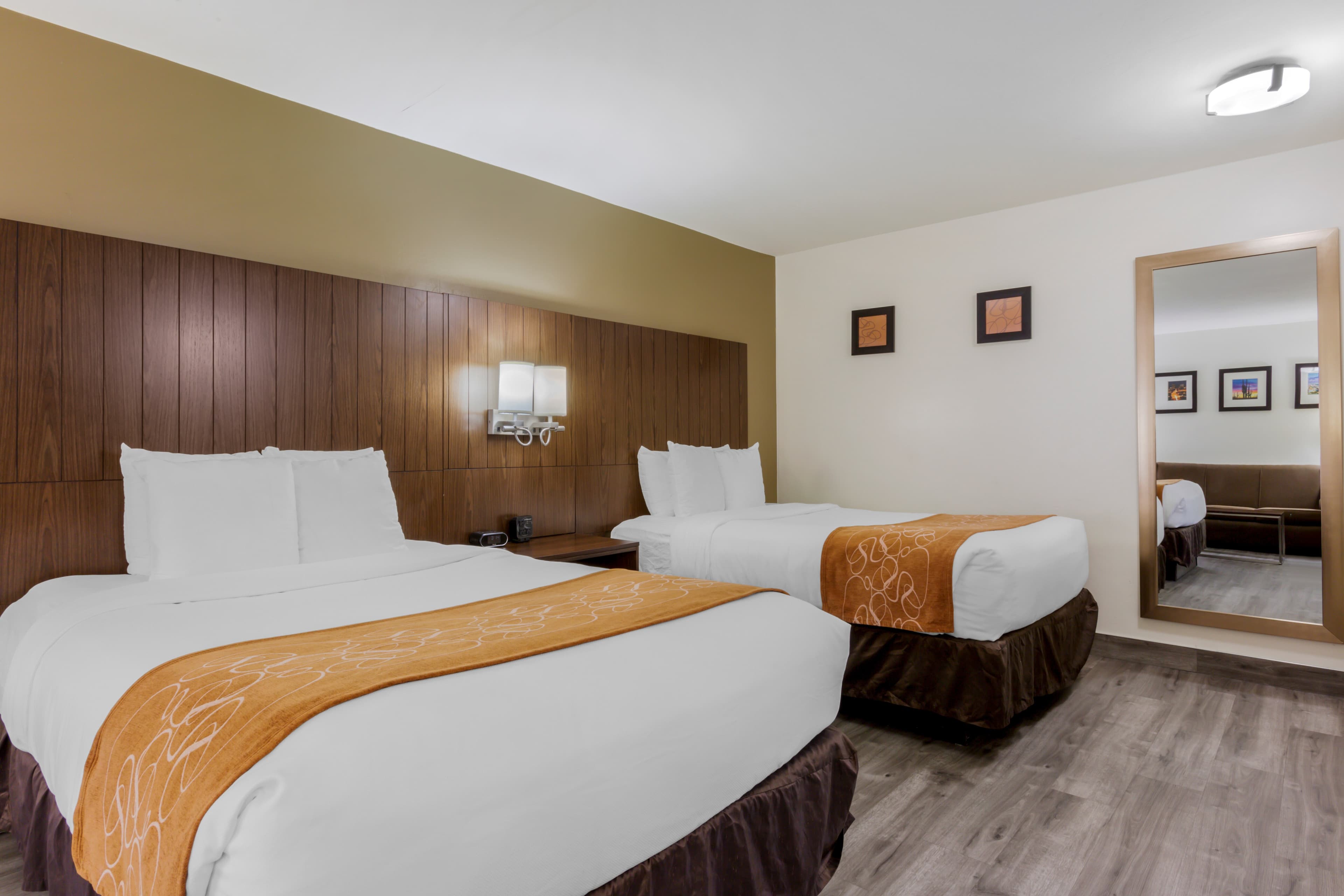 Comfort Suites Tucson near Sabino Canyon - Image 2