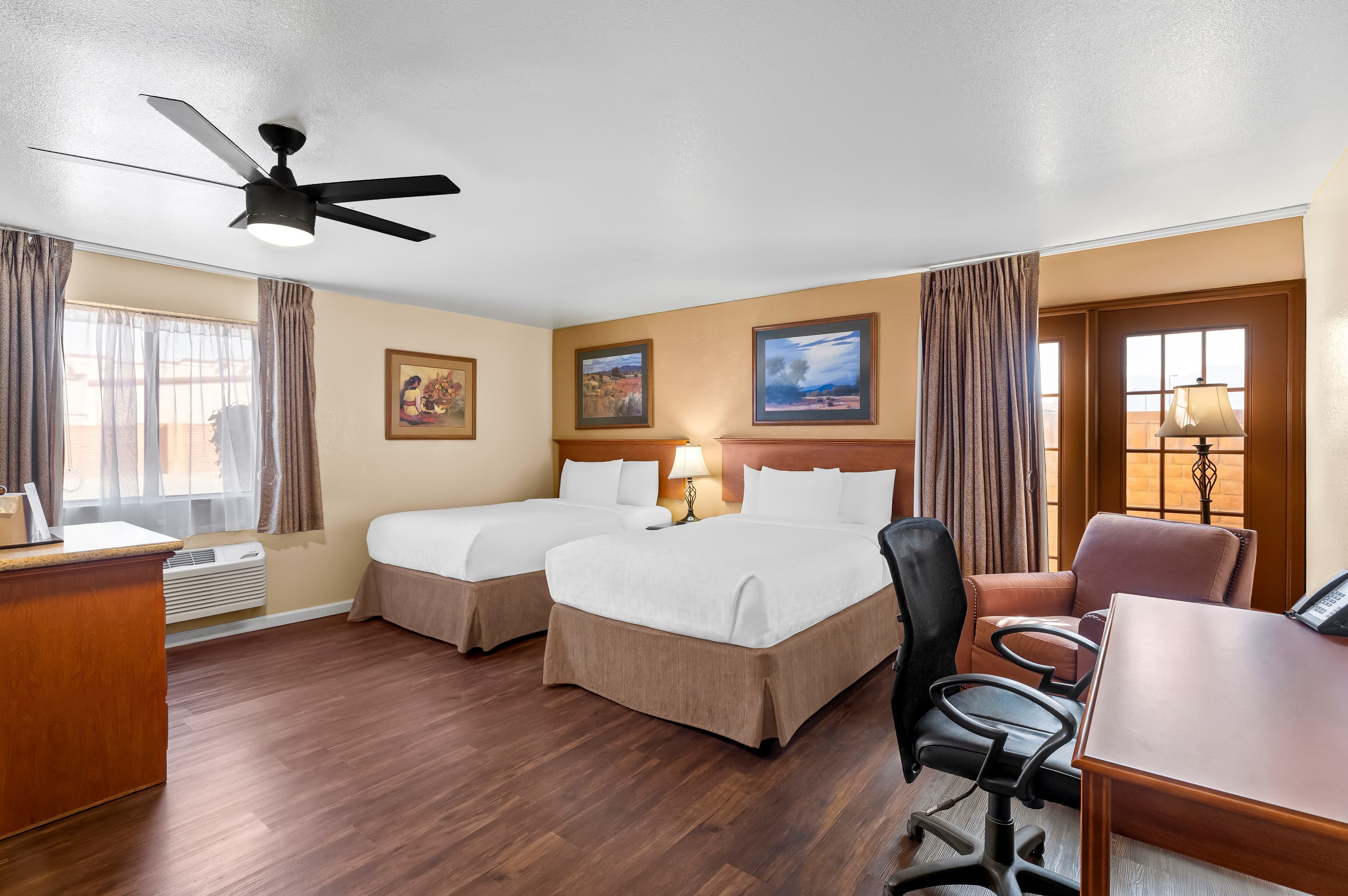 Clarion Inn Sierra Vista near Ft Huachuca - Image 2