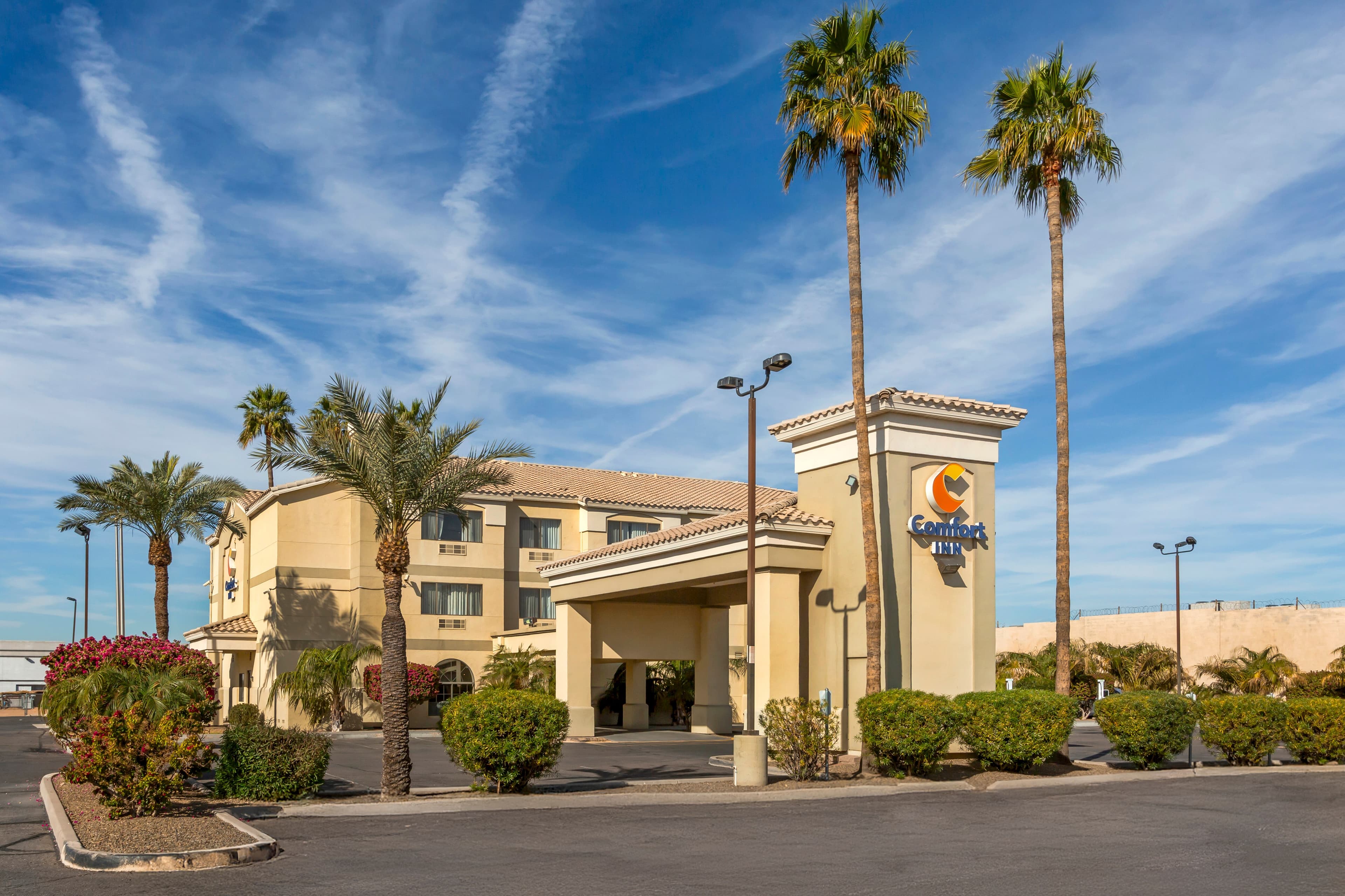 Comfort Inn Phoenix Central City - Image 1