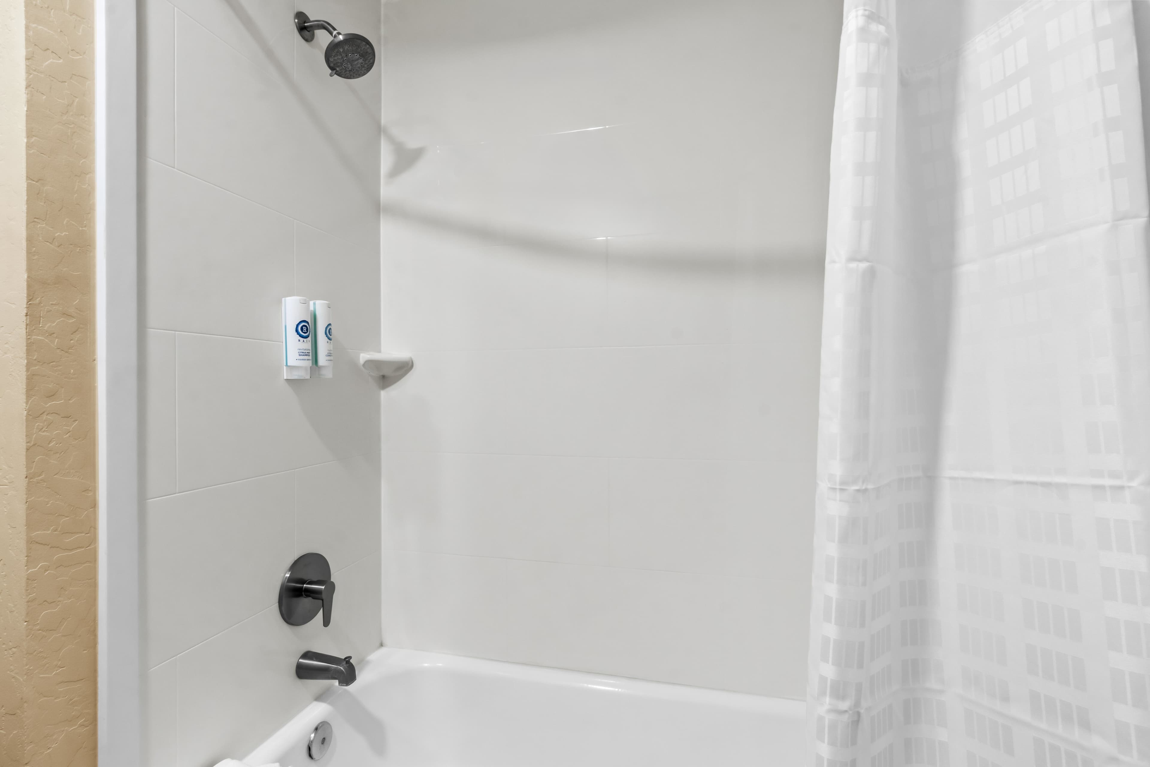 Comfort Inn & Suites Surprise Near Sun City West — 13