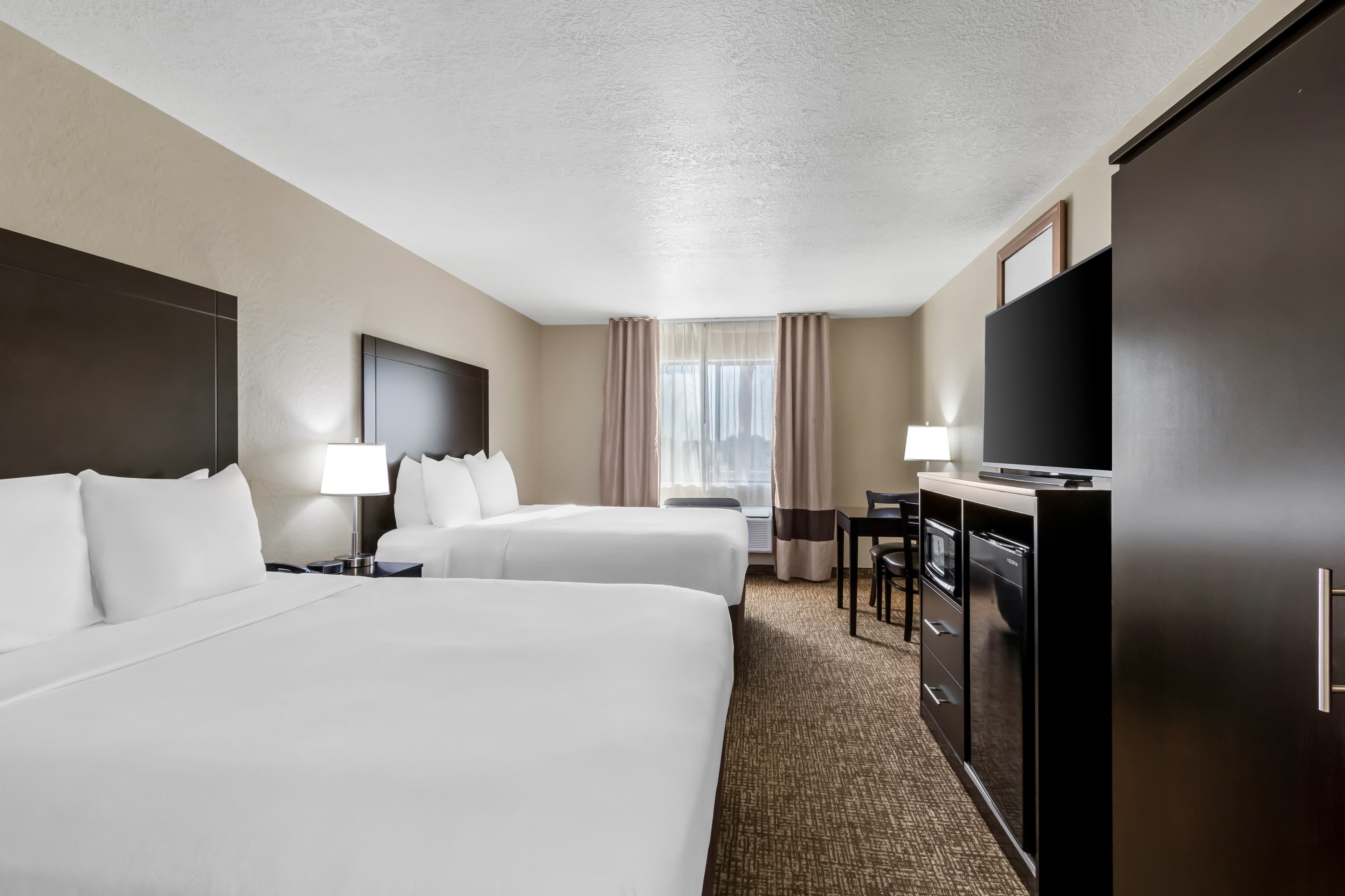 Comfort Inn & Suites Surprise Near Sun City West — 14