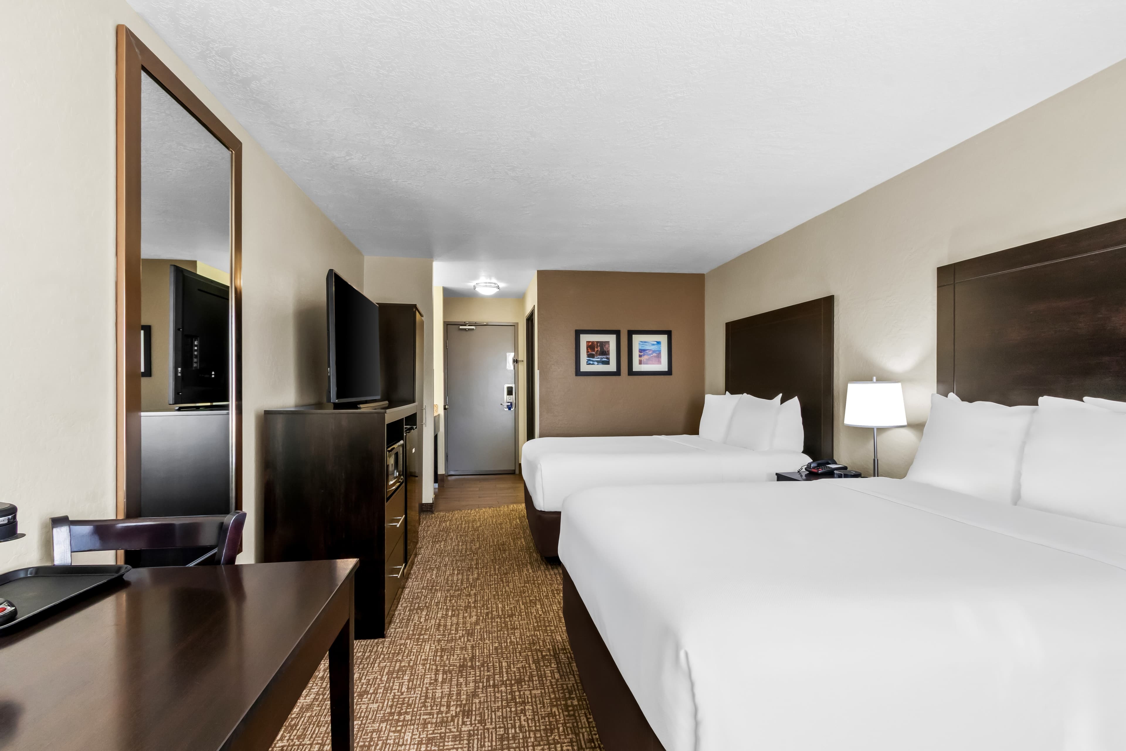 Comfort Inn & Suites Surprise Near Sun City West — 16