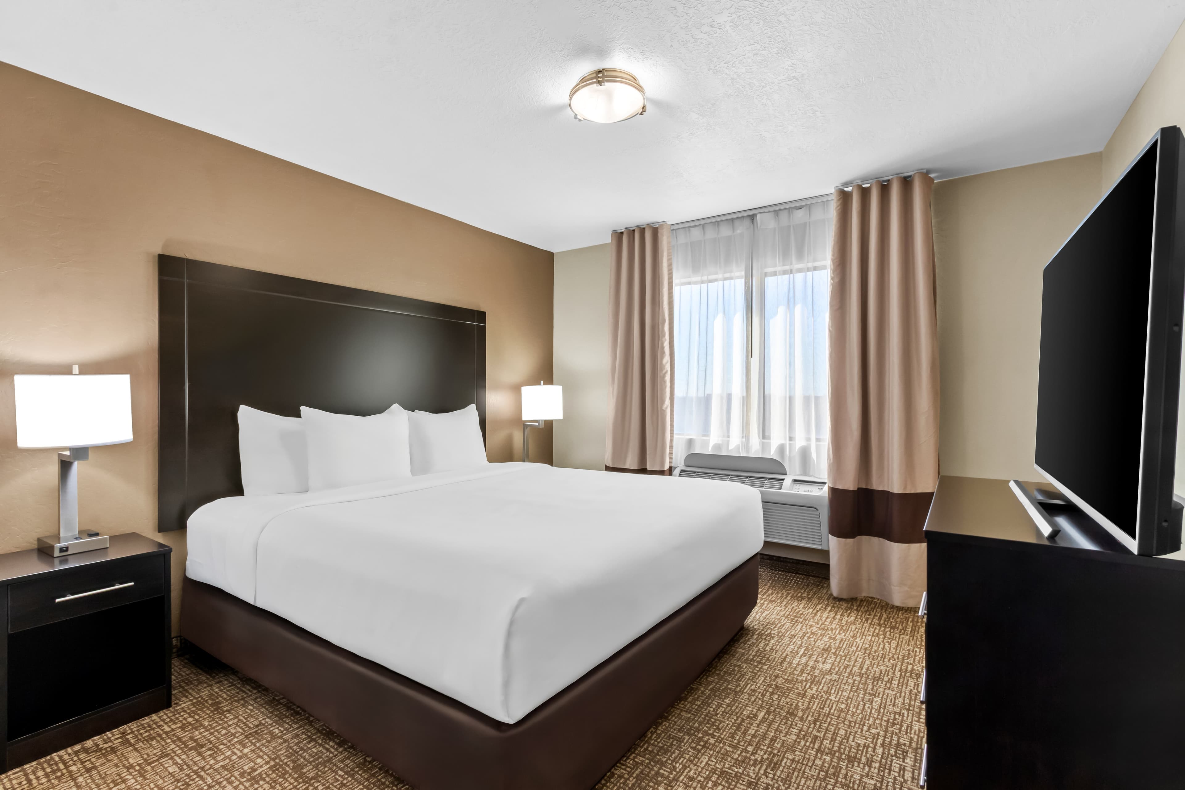 Comfort Inn & Suites Surprise Near Sun City West — 20