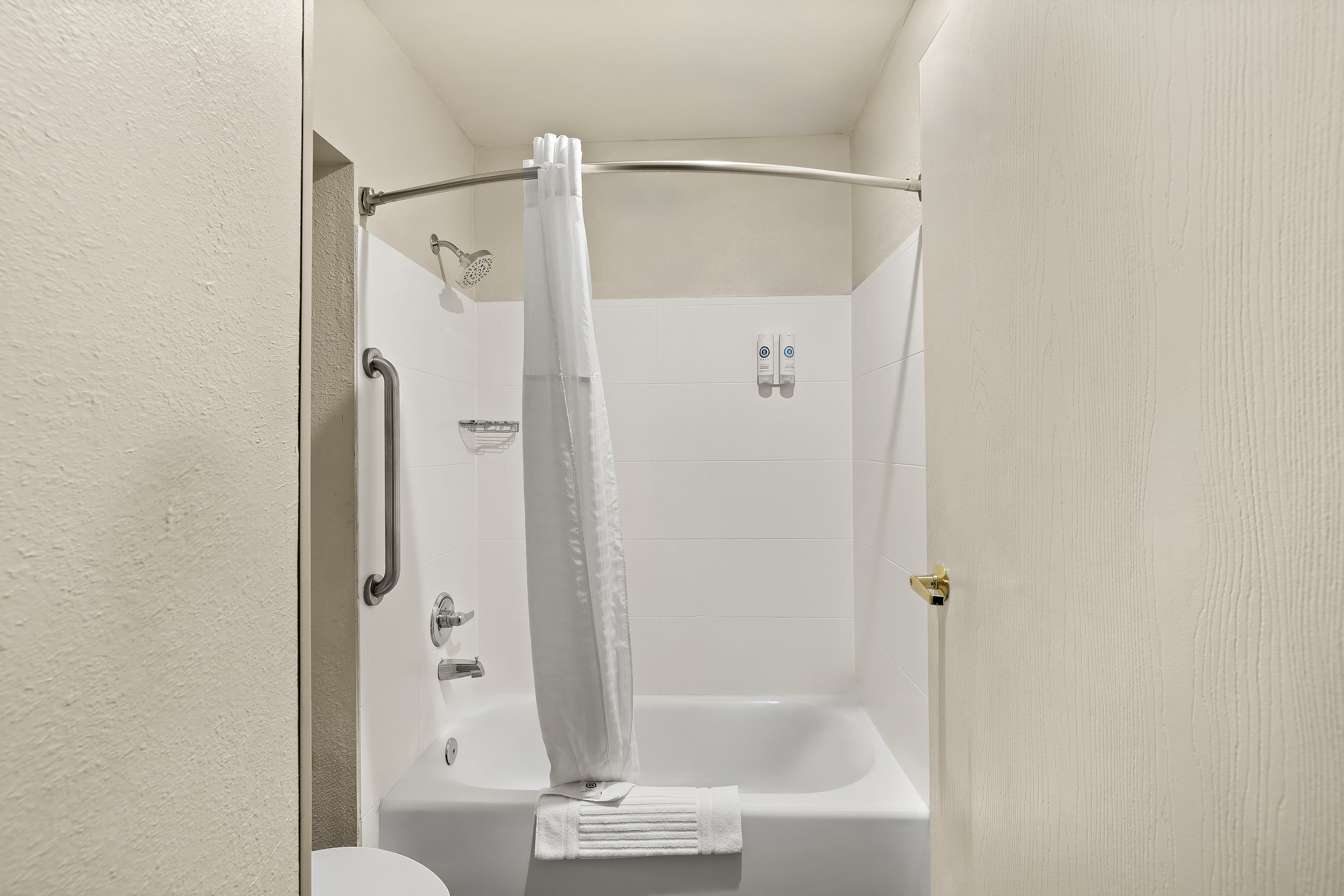 Comfort Inn Tucson Central — 13