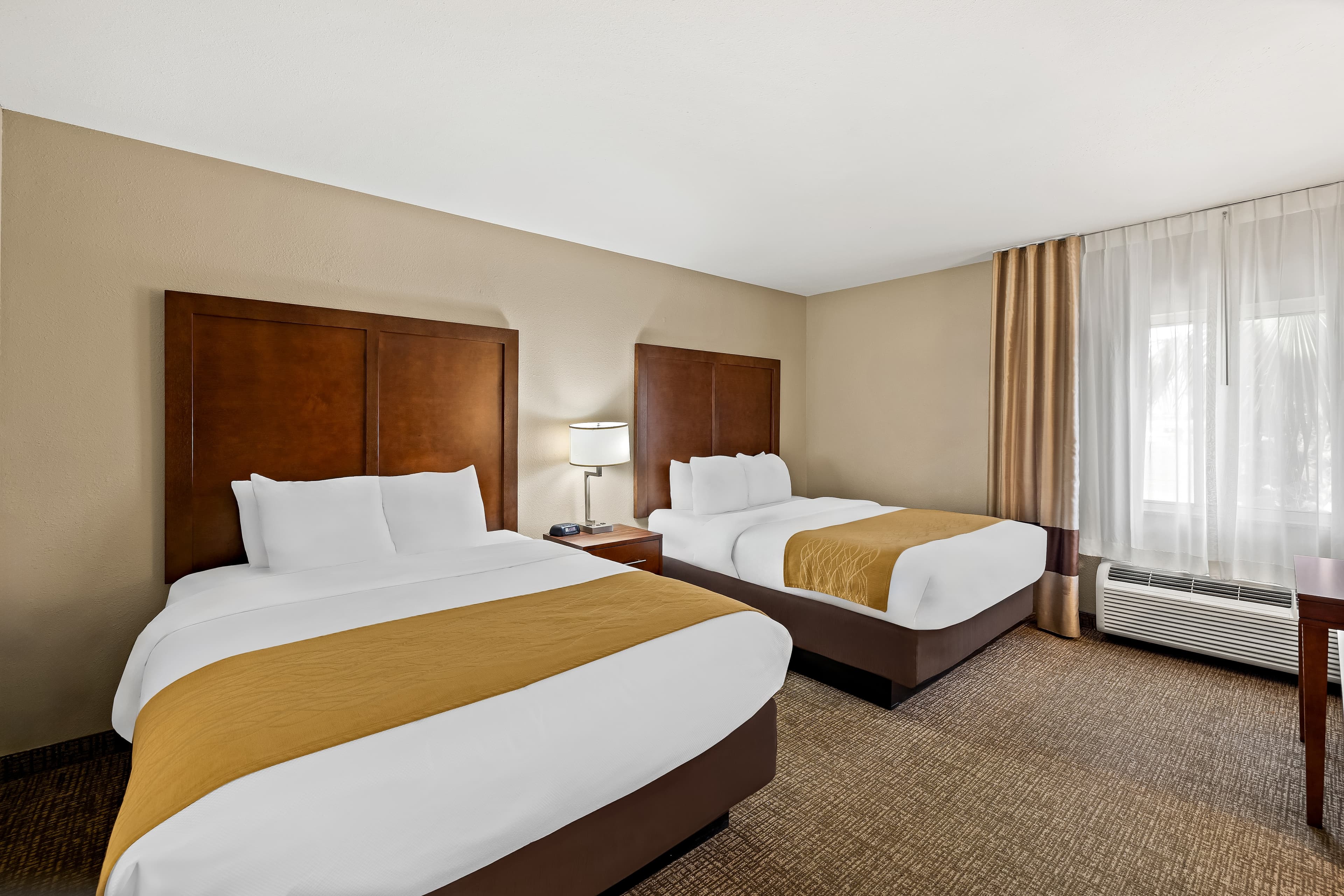 Comfort Inn Tucson Central — 16