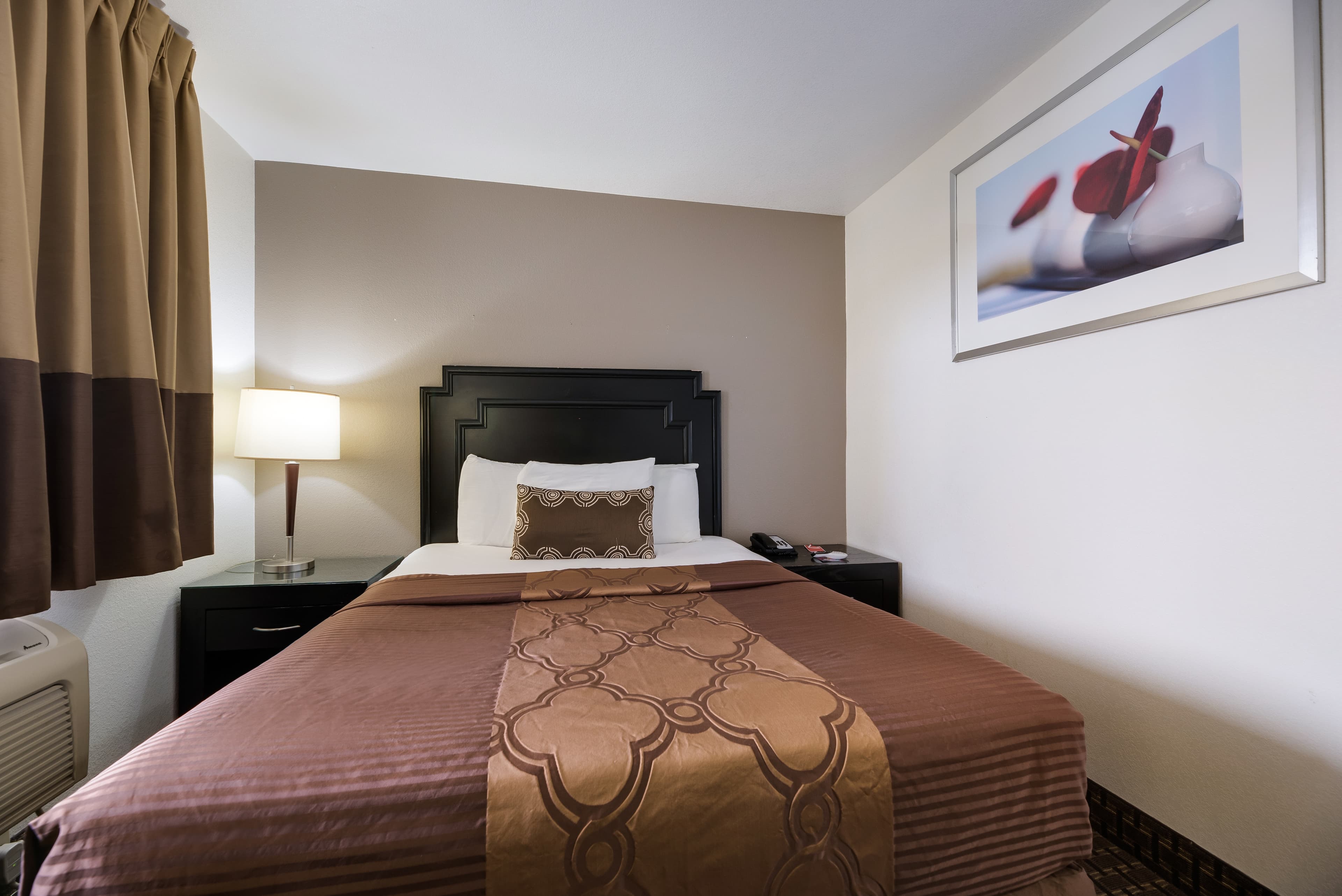 Econo Lodge Inn & Suites Williams - Grand Canyon Area — 11