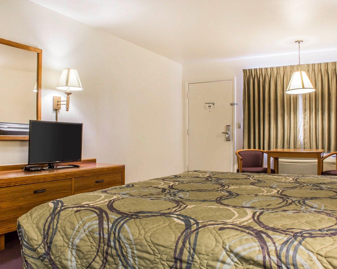 Rodeway Inn Silver Creek Inn — 12