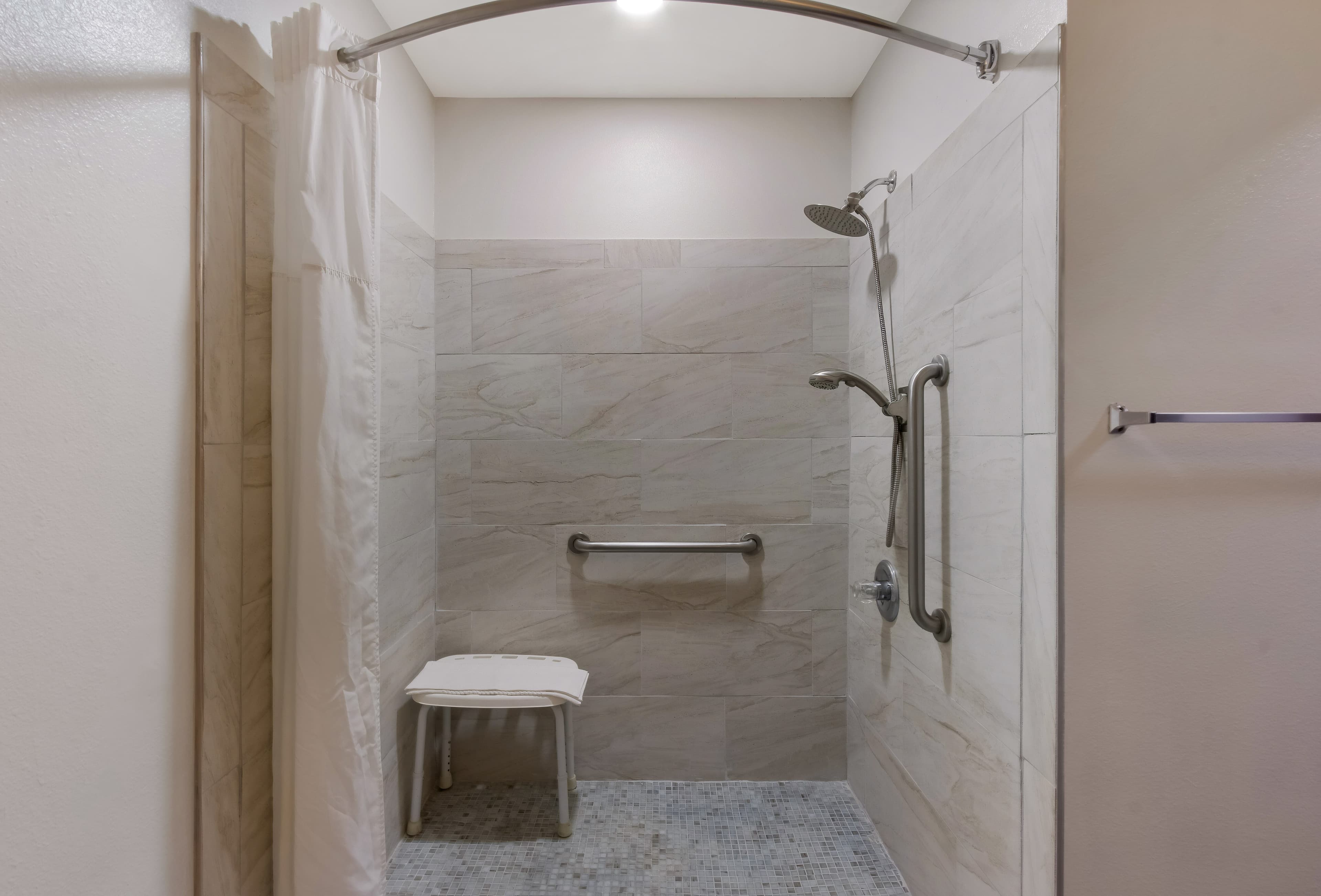 MainStay Suites Extended Stay Hotel Casa Grande - Image 5