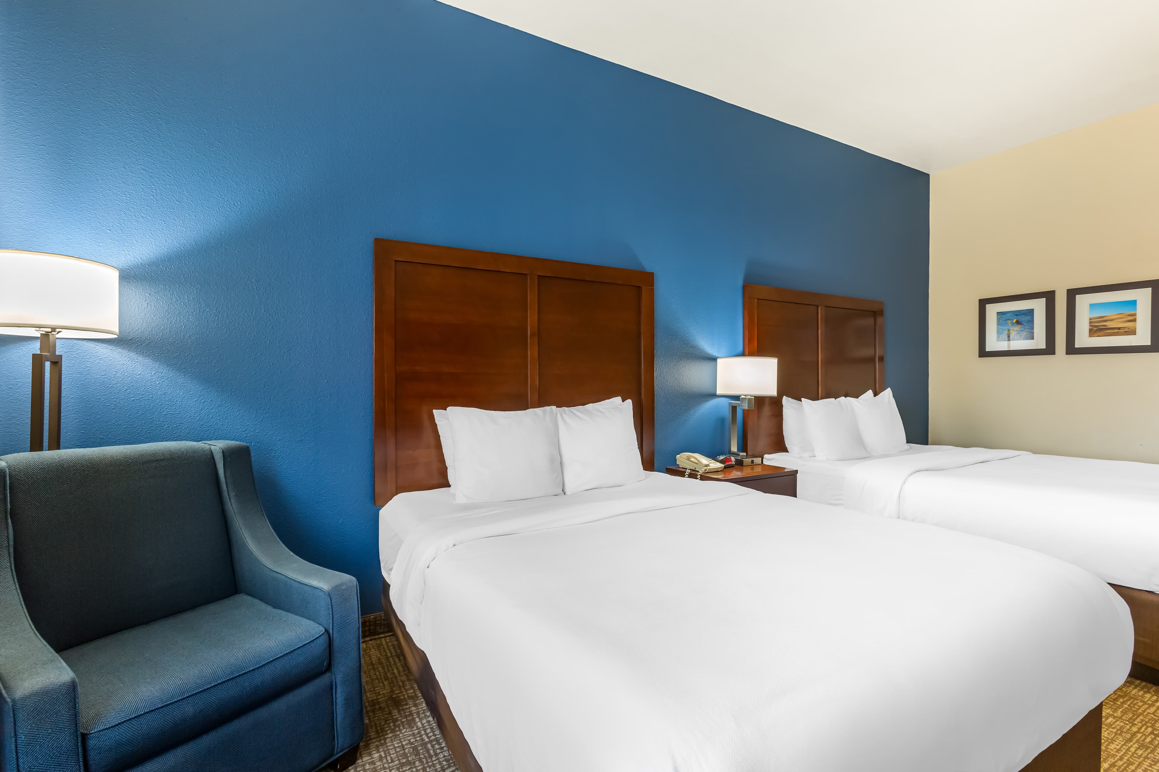 Comfort Inn & Suites Yuma I-8 — 11