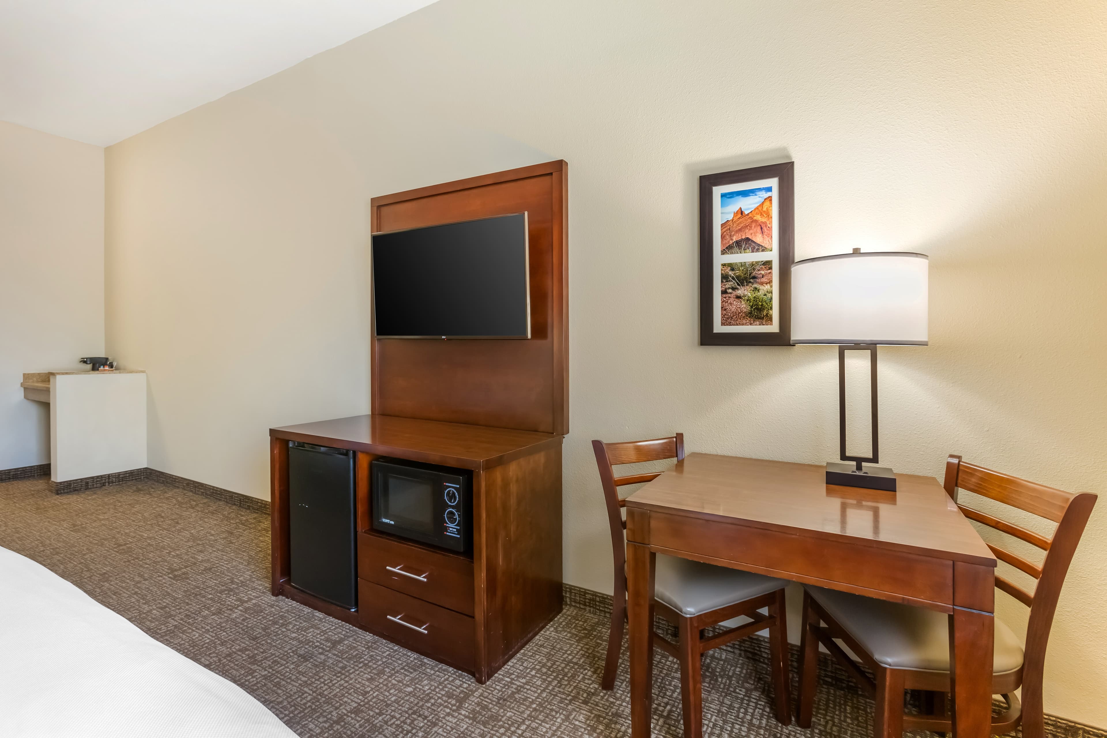 Comfort Inn & Suites Yuma I-8 — 12