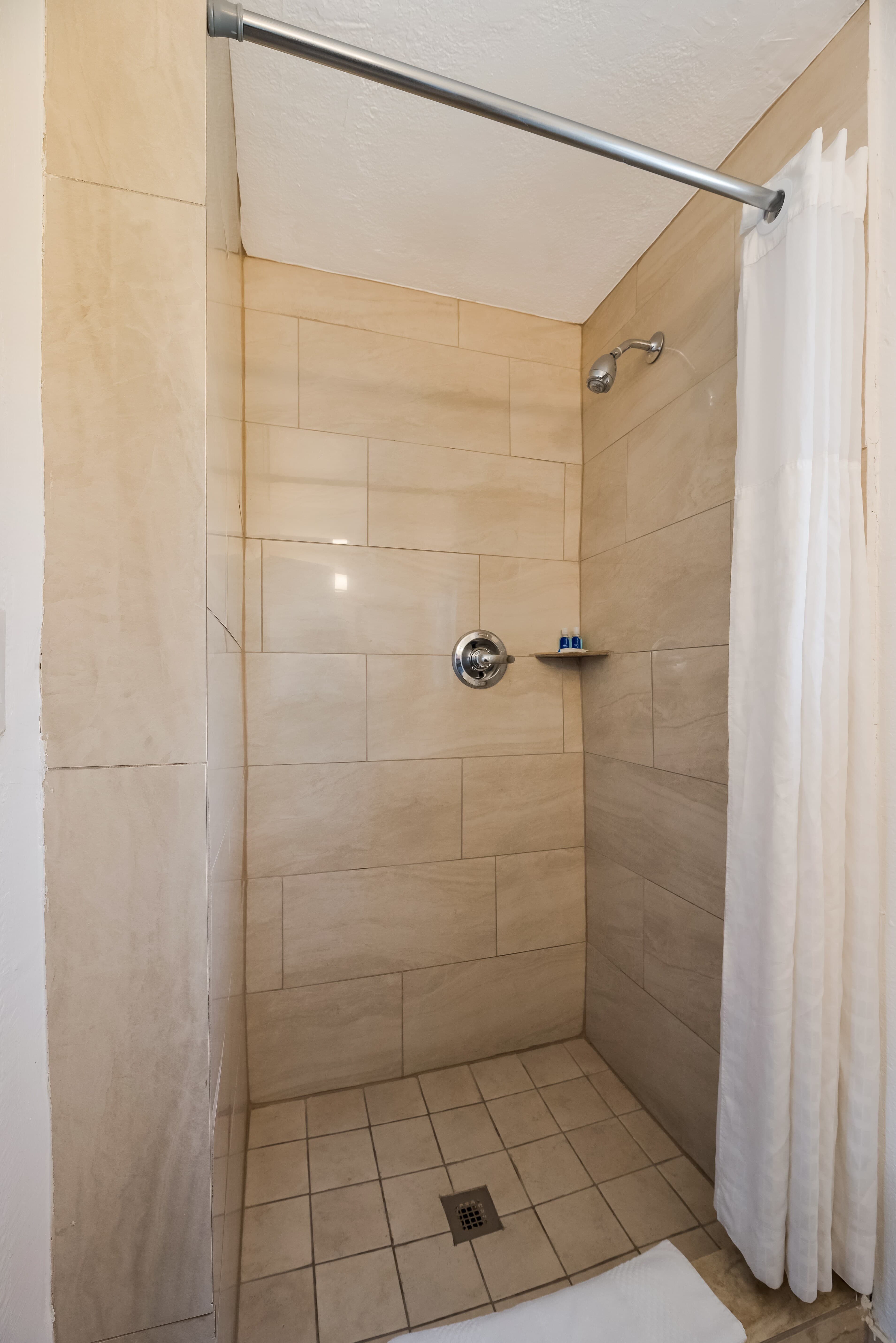 Rodeway Inn Flagstaff-Downtown — 16