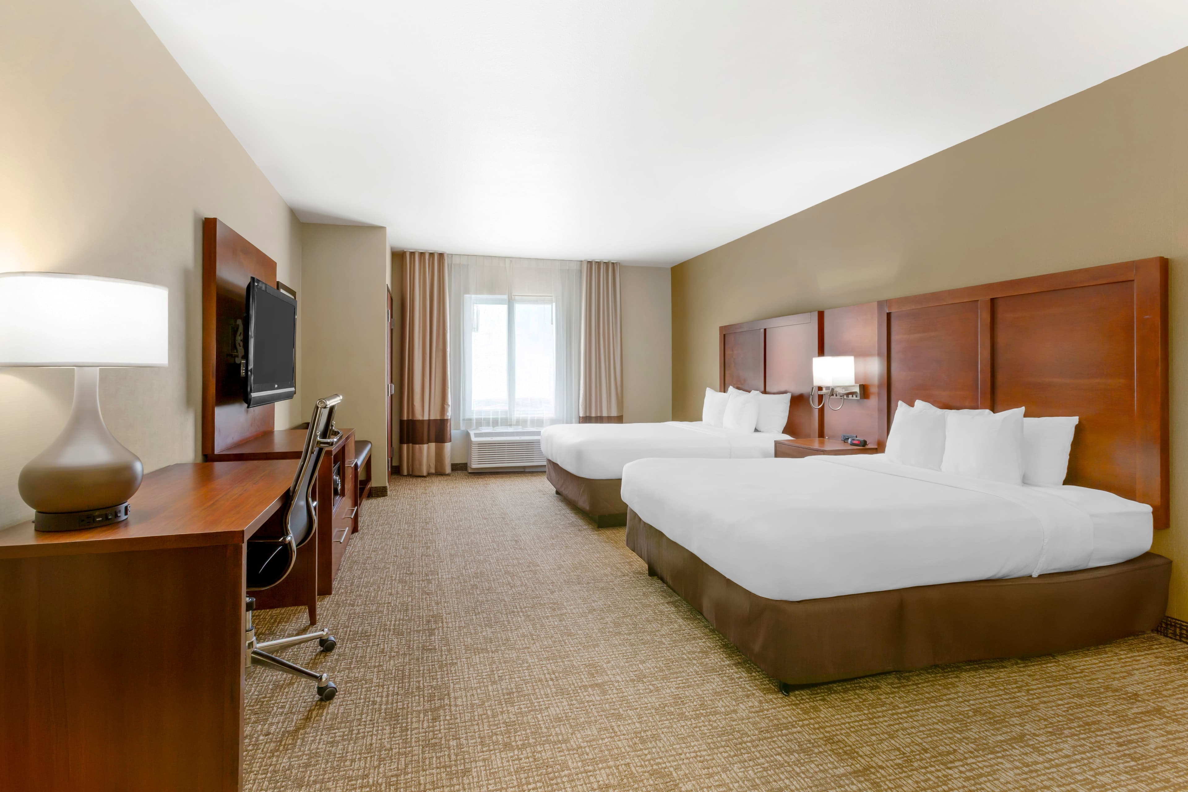 Comfort Suites Glendale - State Farm Stadium Area — 17