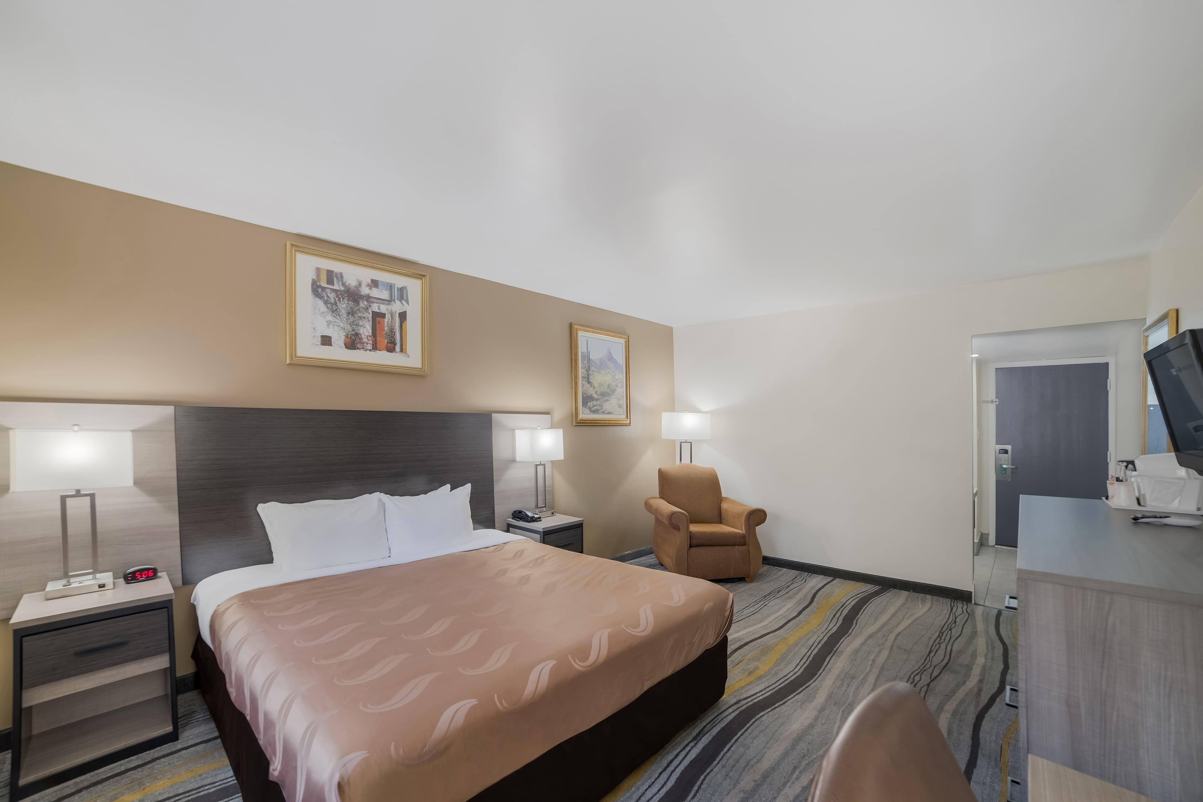 Quality Inn & Suites Goodyear - Phoenix West — 10
