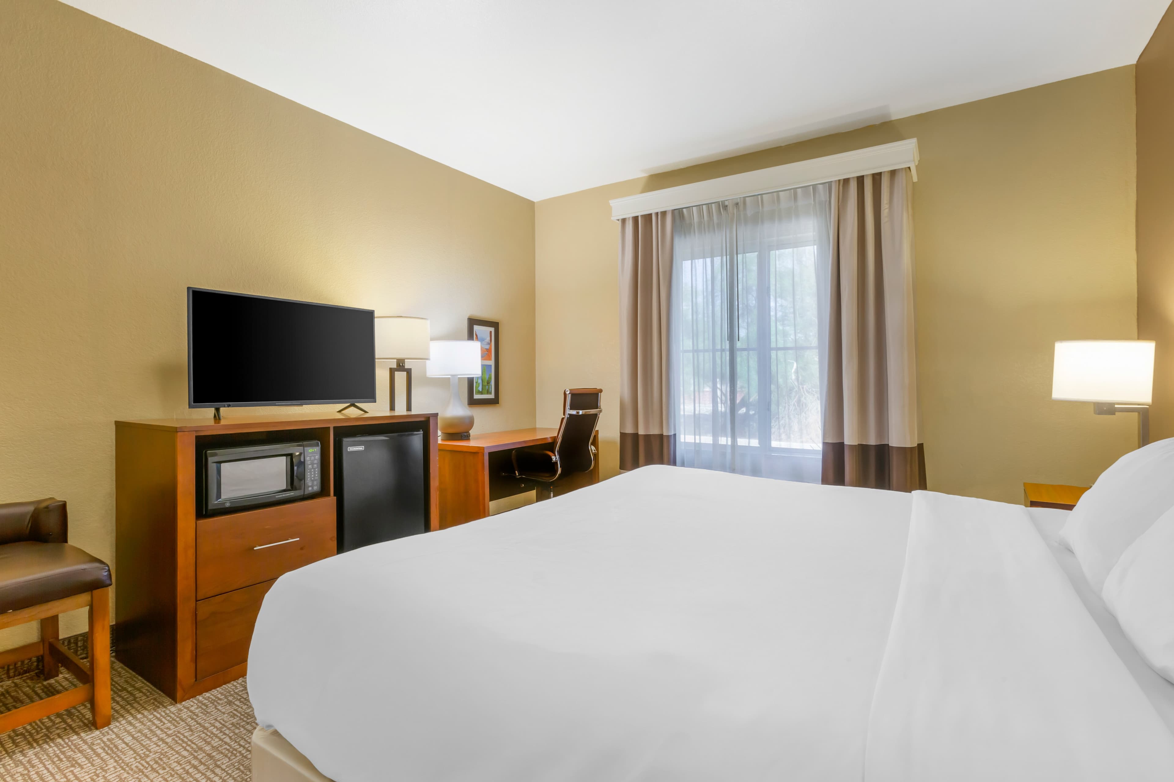 Comfort Inn Green Valley I-19 - Image 4