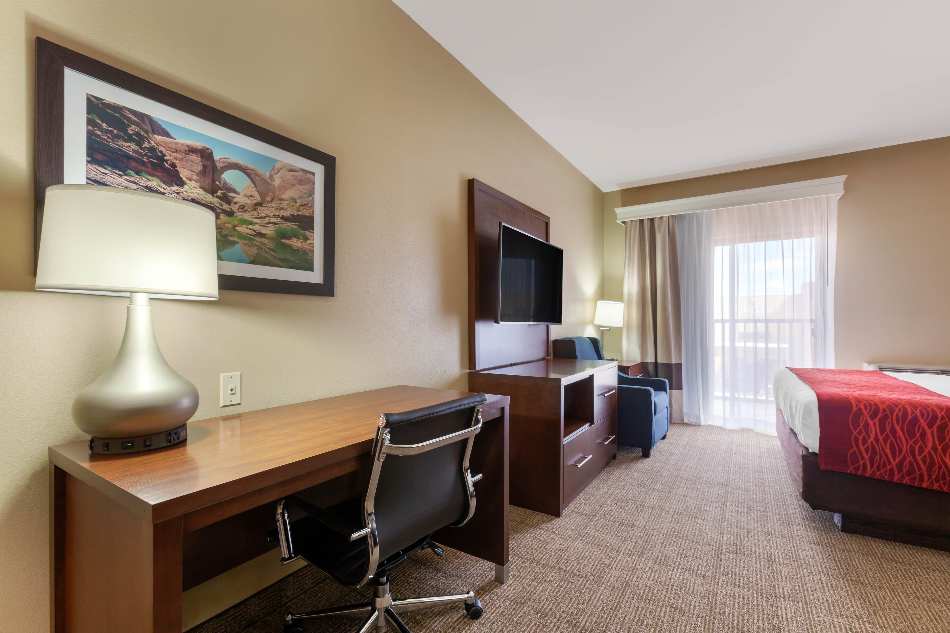 Comfort Inn & Suites Page at Lake Powell — 23
