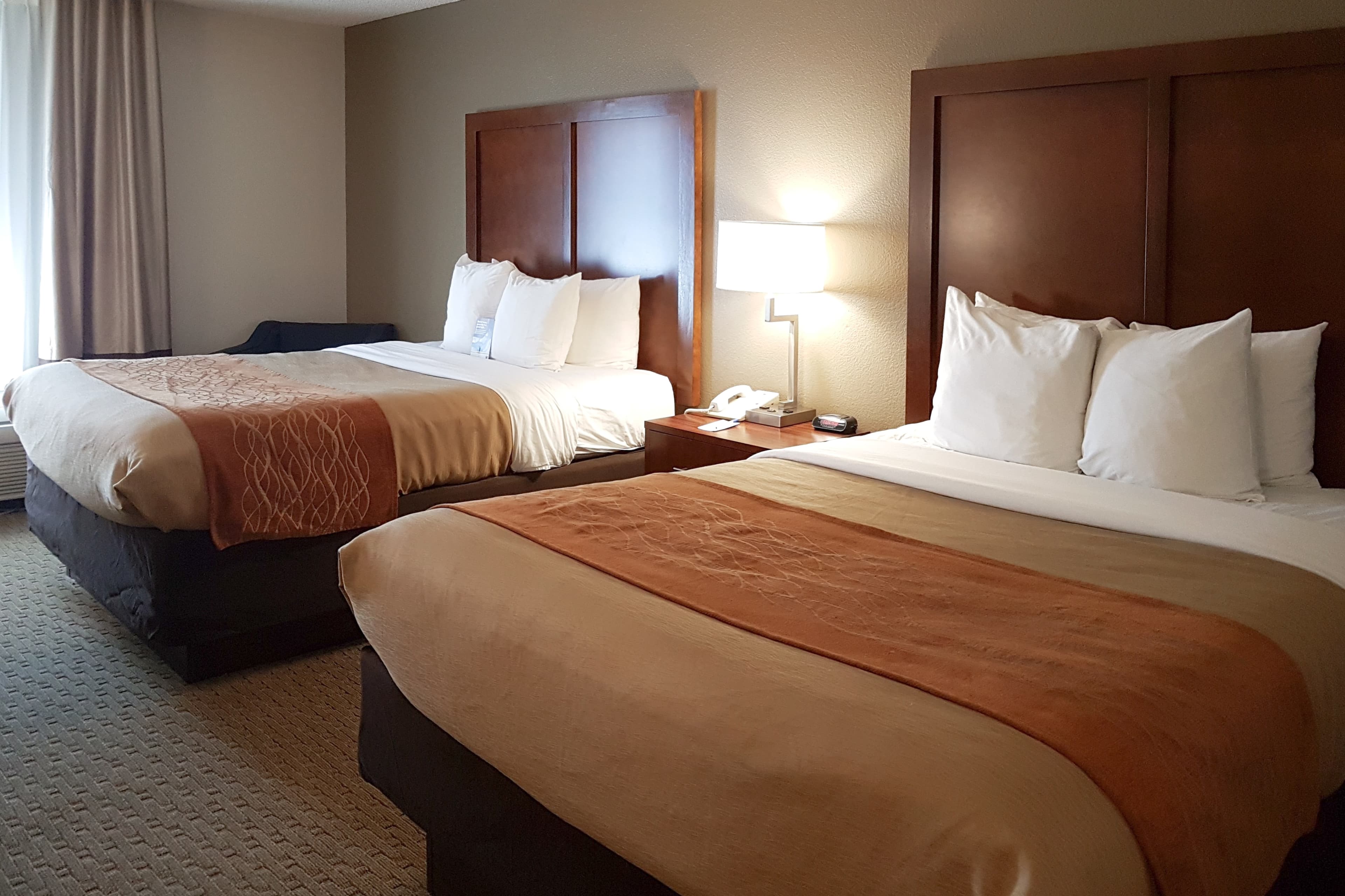 Comfort Inn I-10 West at 51st Ave — 16