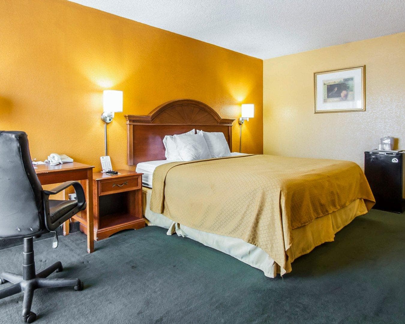 Quality Inn Tucson Downtown near Convention Center - Image 2