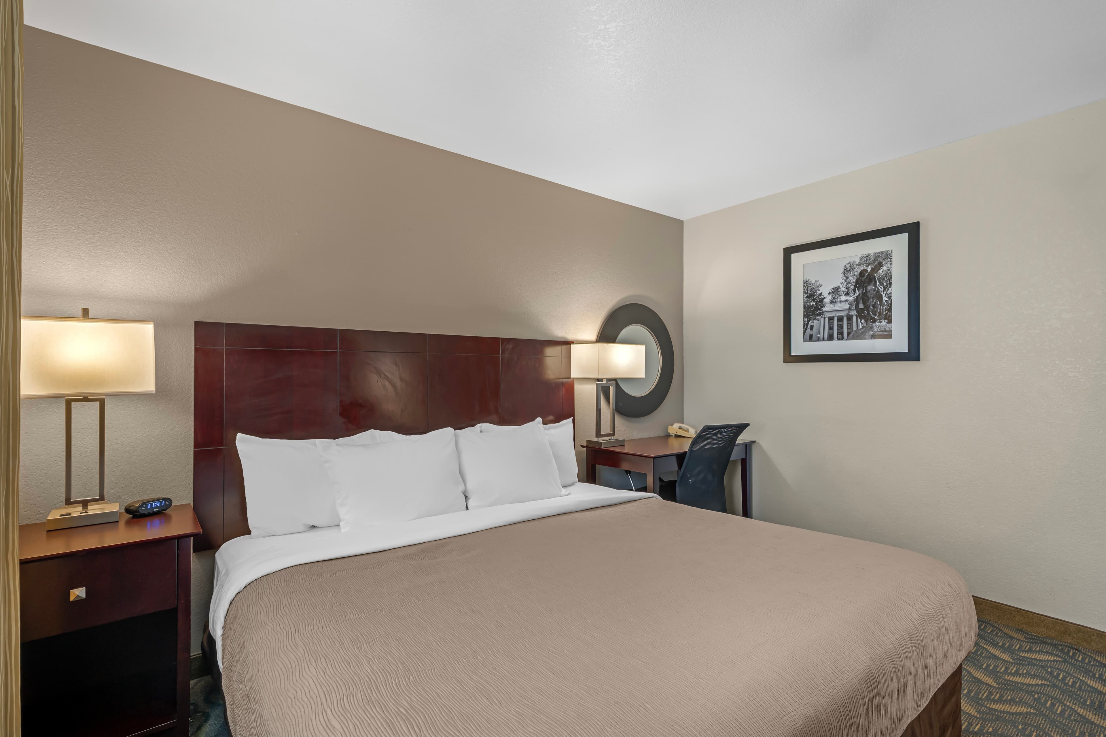 Quality Inn Prescott - Image 2