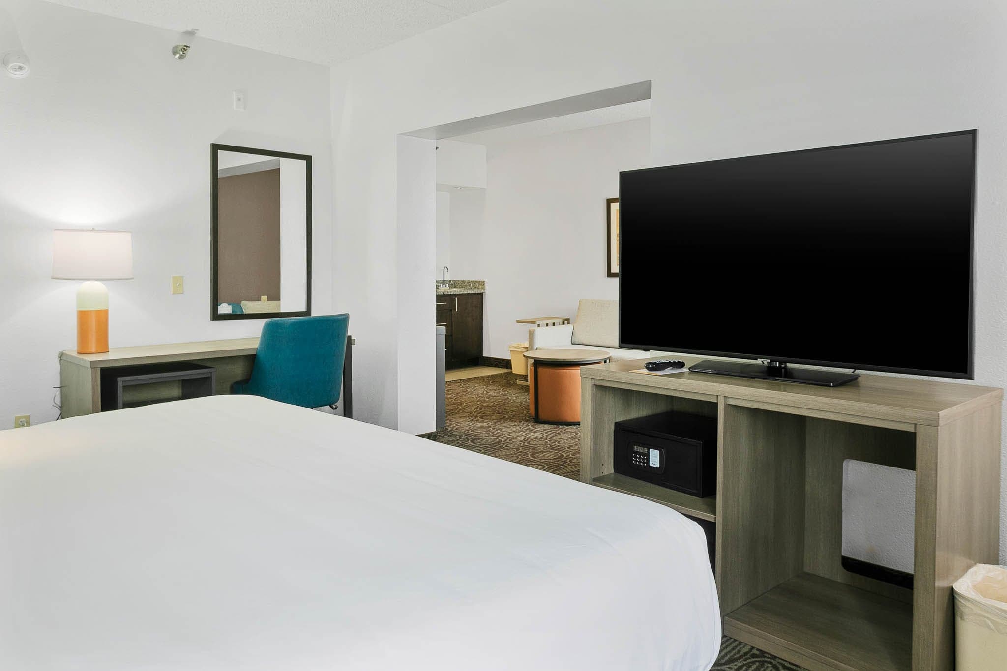 Comfort Inn Chandler - Phoenix South I-10 — 17