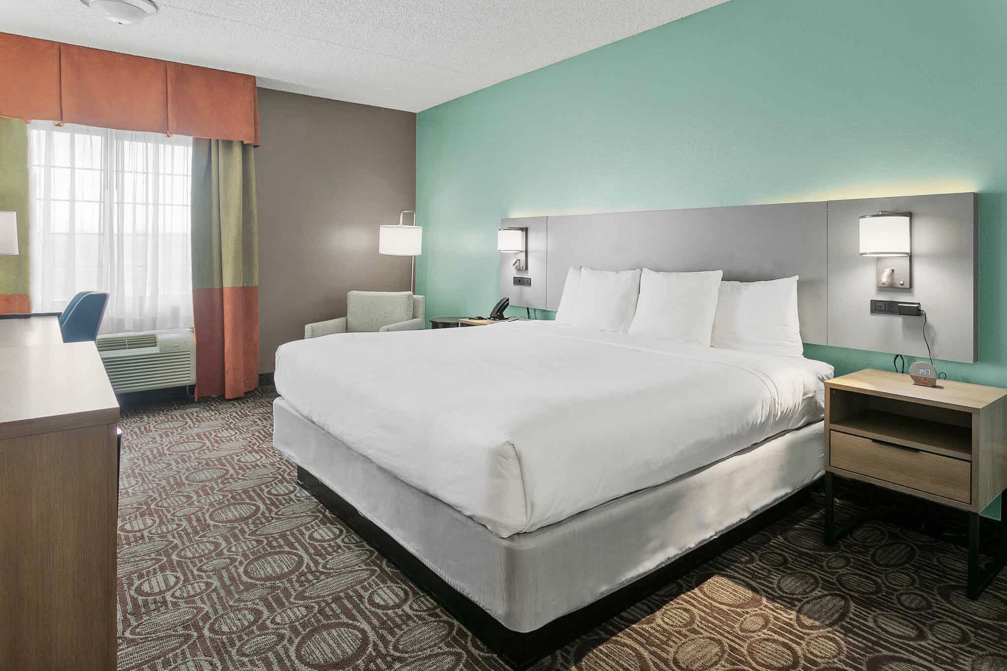 Comfort Inn Chandler - Phoenix South I-10 - Image 5