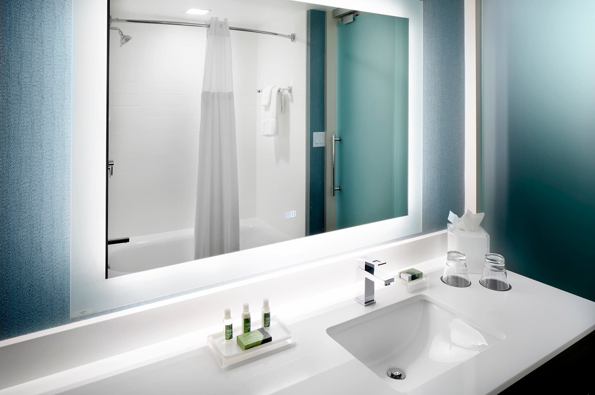 Cambria Hotel Phoenix Chandler - Fashion Center — 7