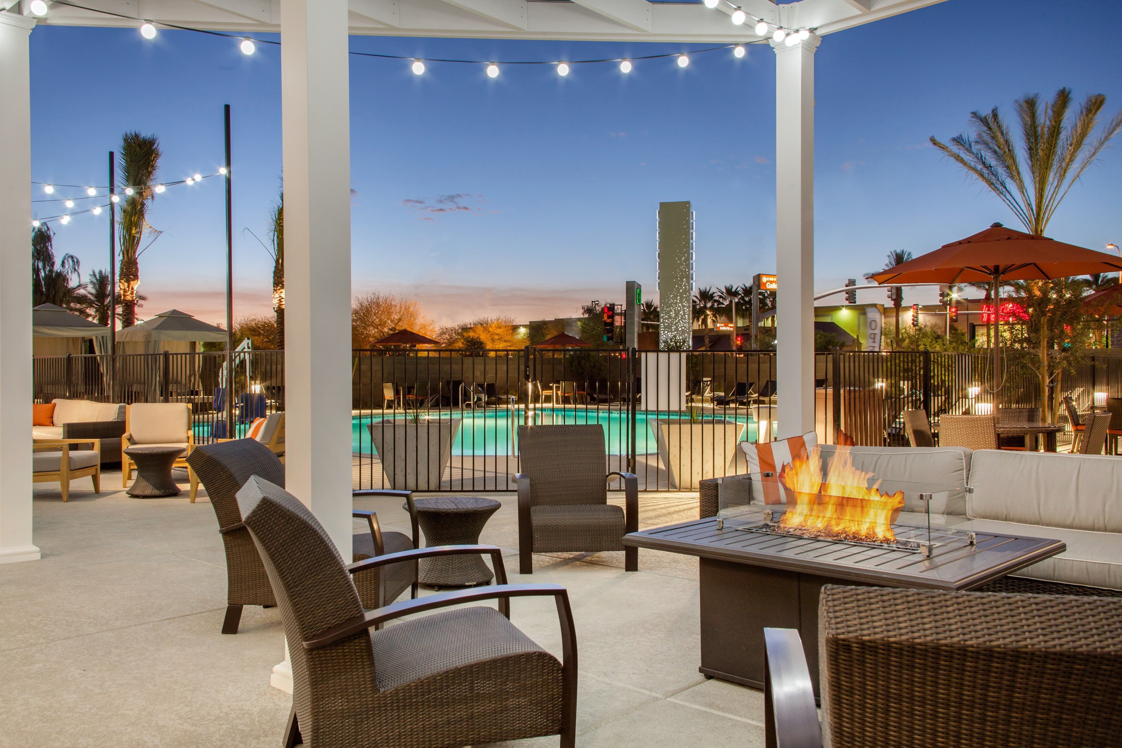 Cambria Hotel Phoenix Chandler - Fashion Center - Image 1
