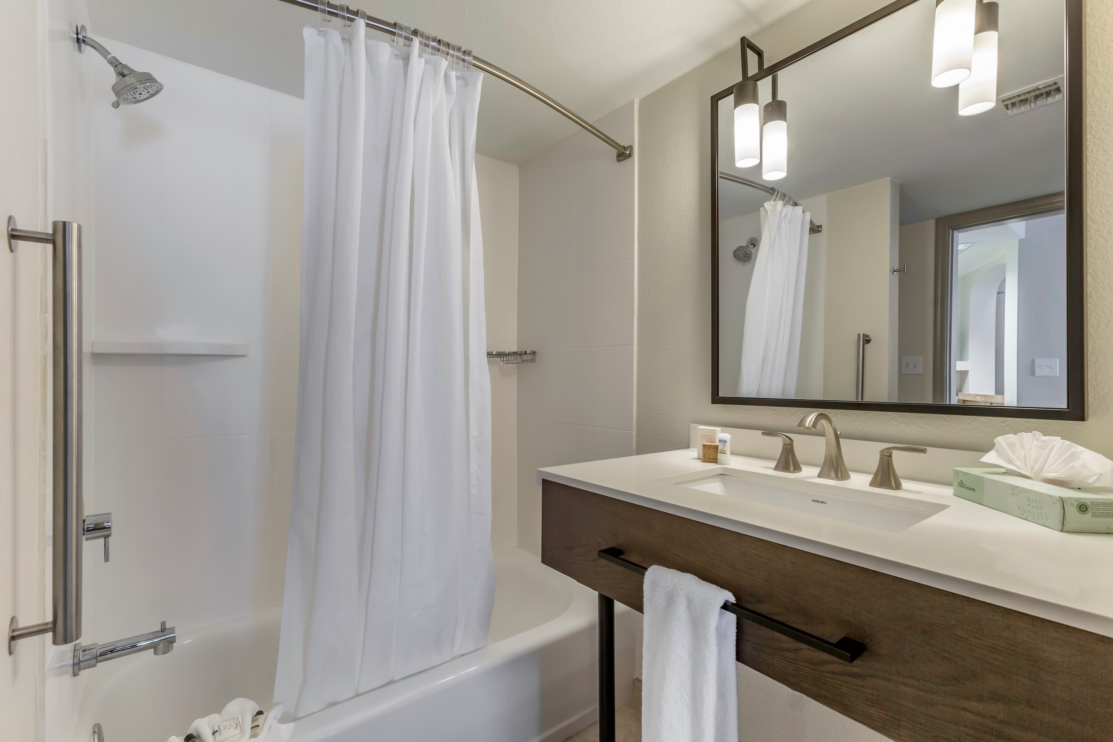 Windmill Suites Surprise - Phoenix, an Ascend Collection Hotel — 6