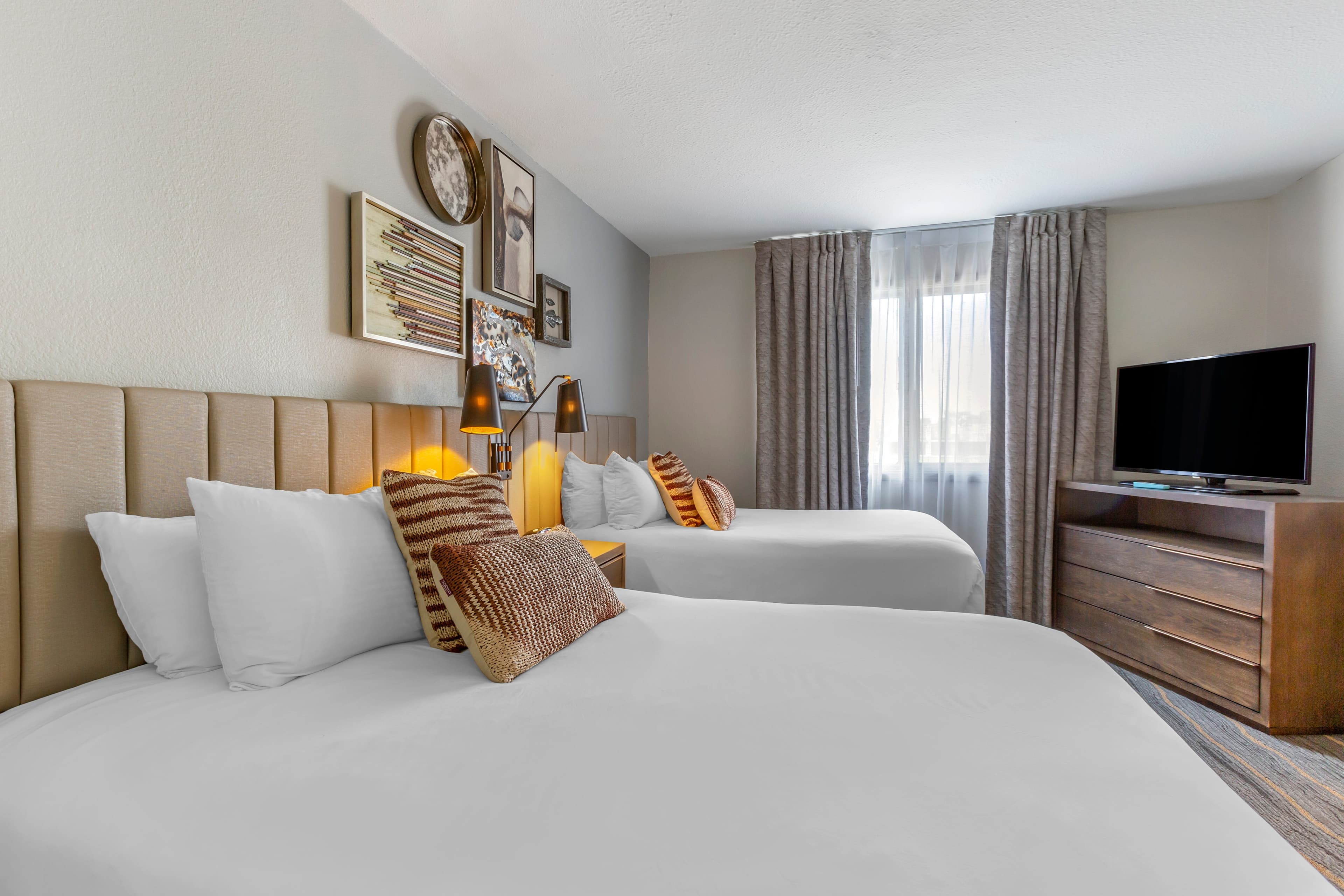 Windmill Suites Surprise - Phoenix, an Ascend Collection Hotel — 8