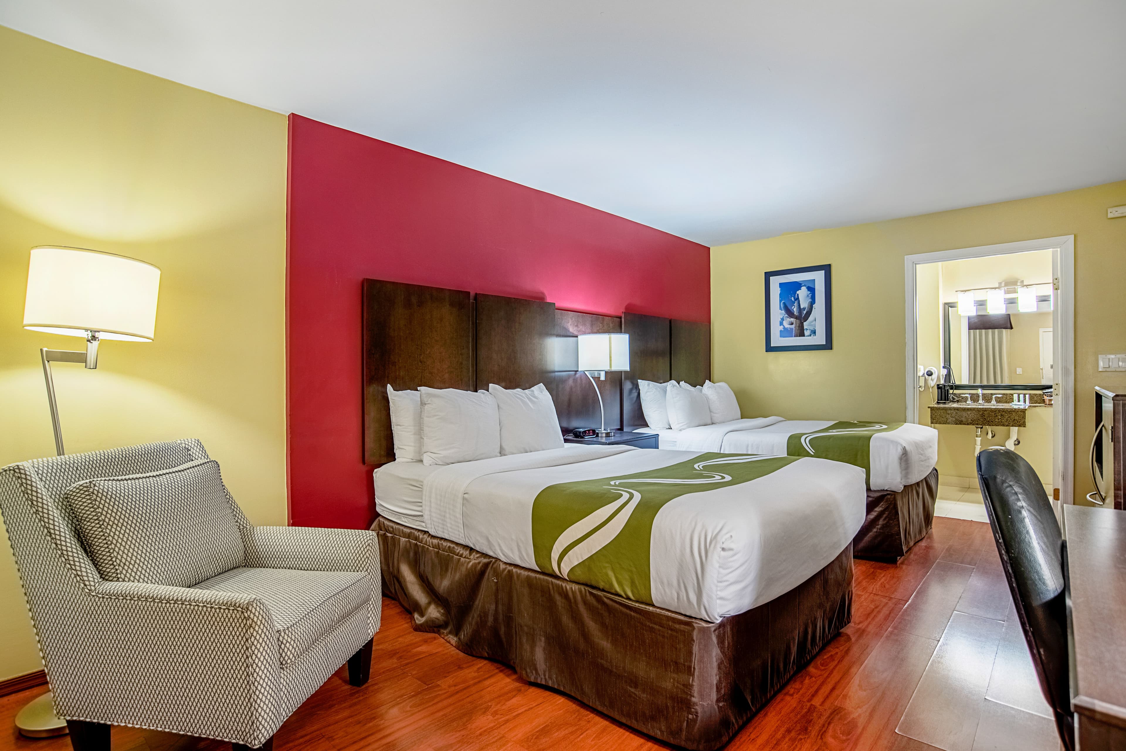 Quality Inn & Suites Phoenix NW - Sun City - Image 2