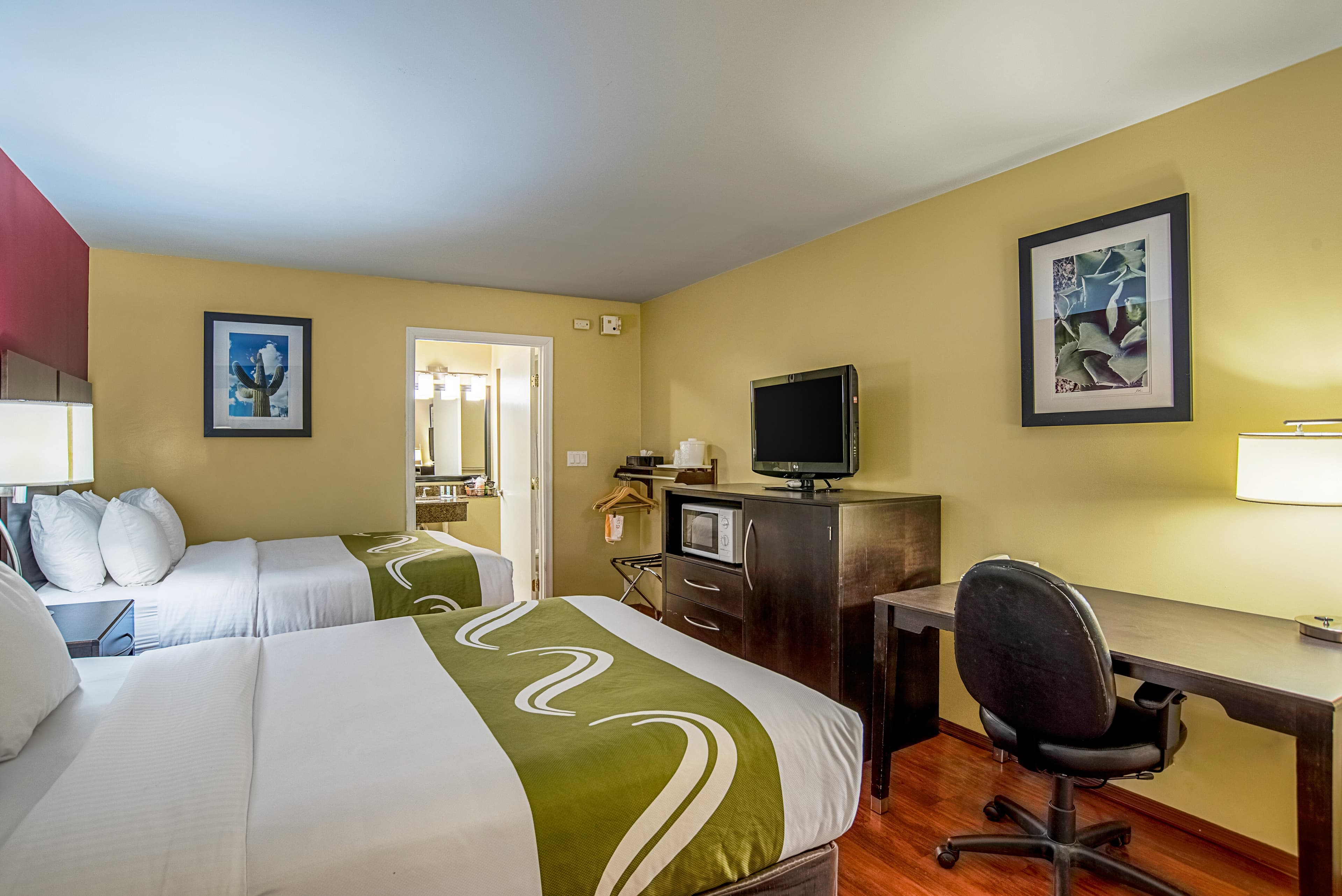 Quality Inn & Suites Phoenix NW - Sun City - Image 3