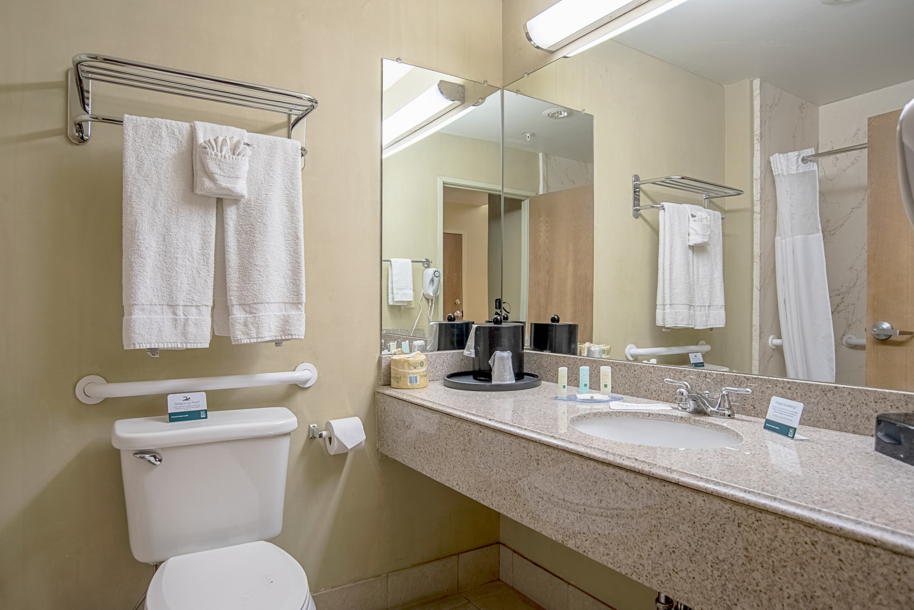 Quality Inn & Suites Phoenix NW - Sun City — 28